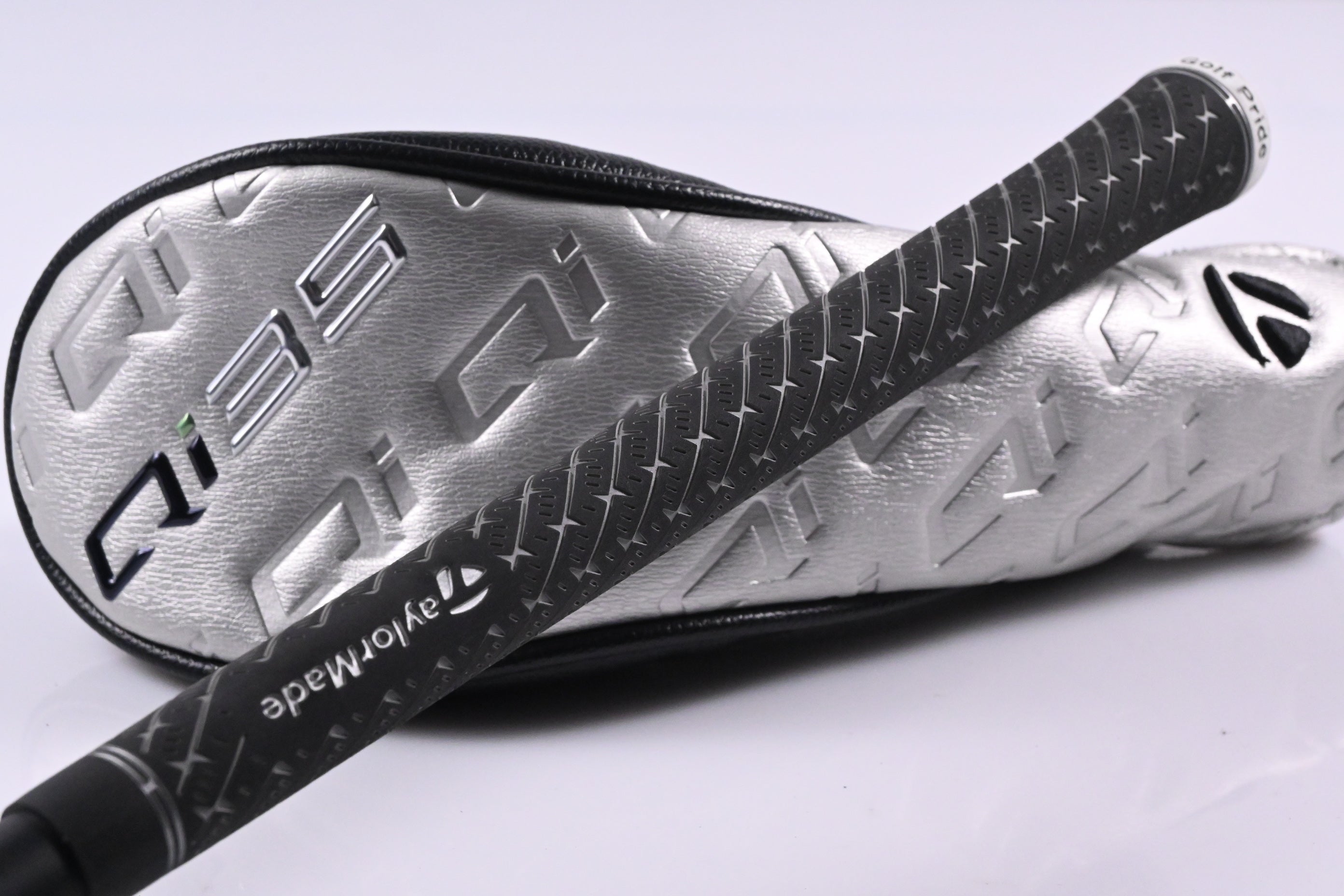 Taylormade Qi35 Max Lite #5 Hybrid / 27 Degree / Senior Flex Vanquish 5 Shaft