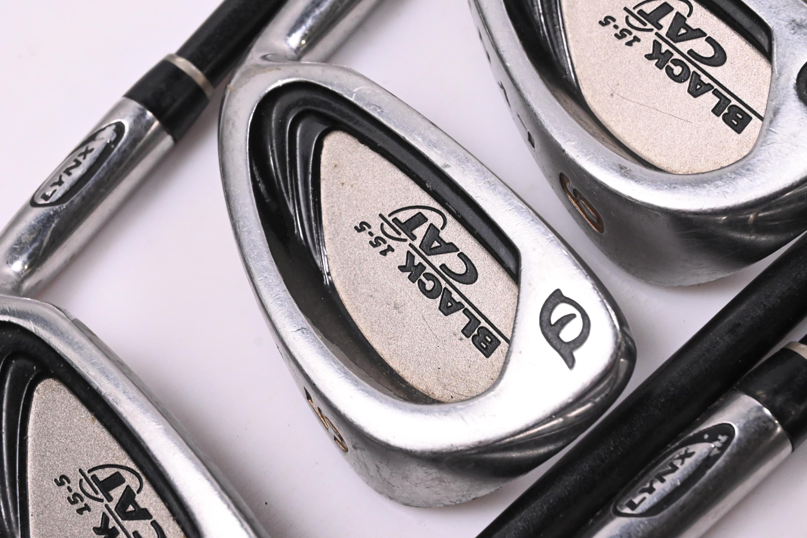 Lynx Black Cat Irons / 4-PW+SW / Regular Flex Lynx Shafts