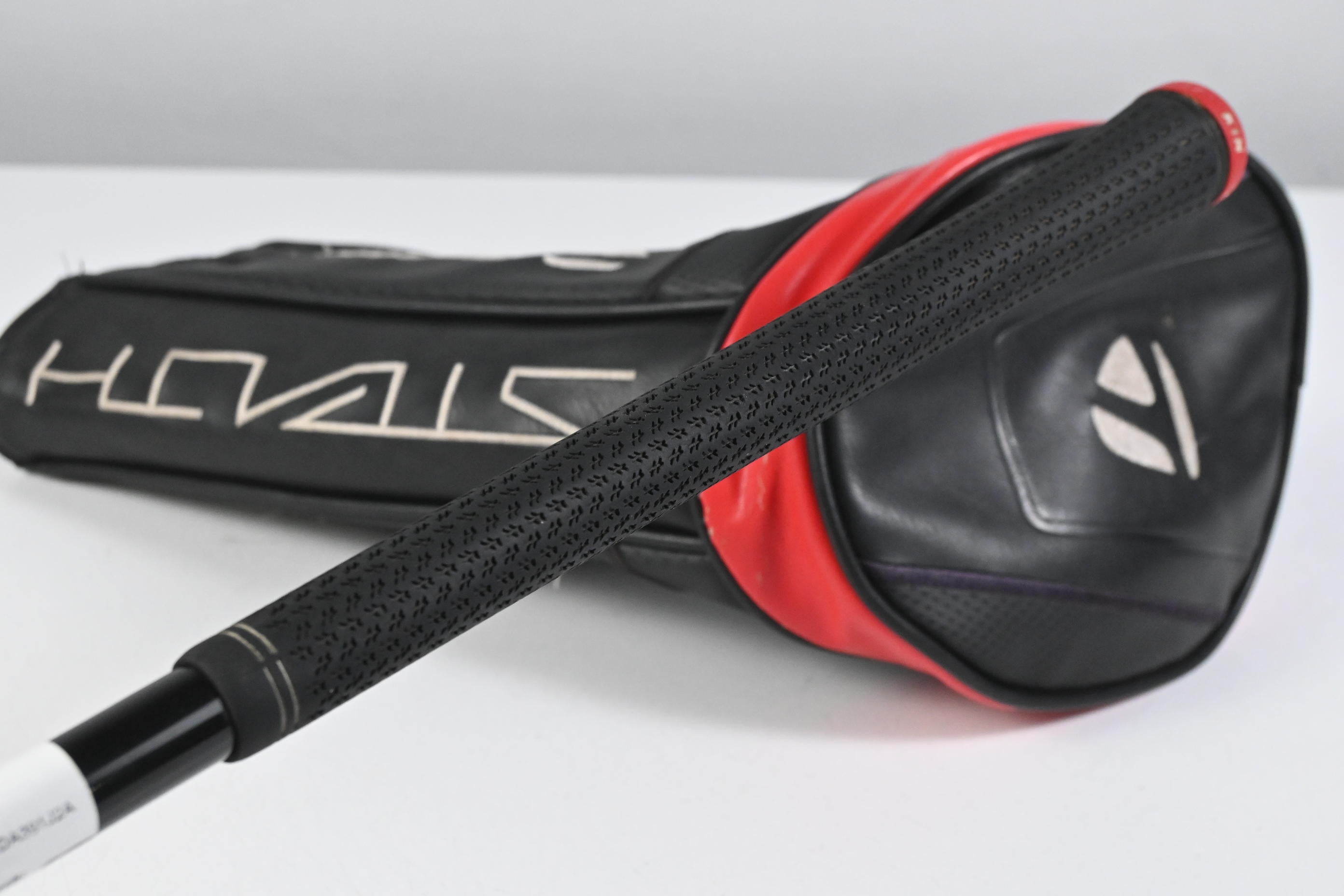 Taylormade Stealth Driver / 9 Degree / Stiff Flex Fujikura Ventus Red 5 Shaft