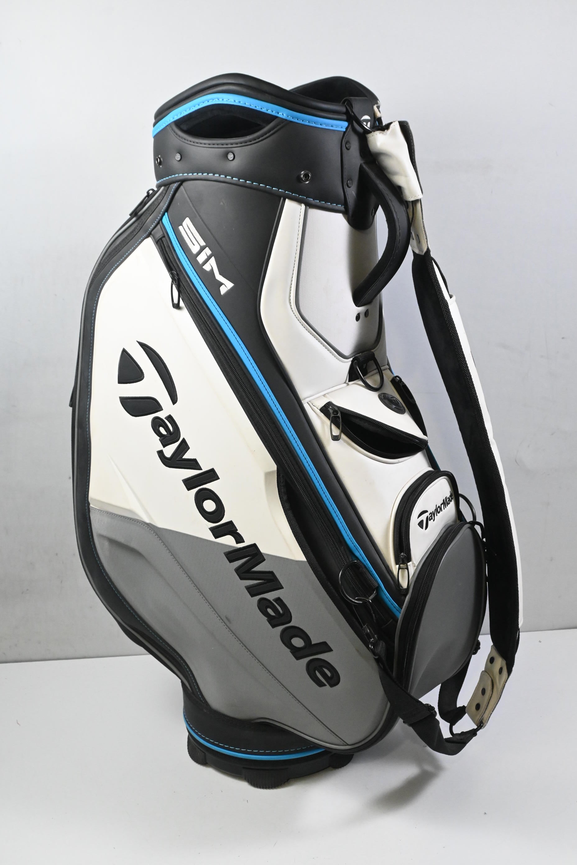 Taylormade Sim Tour Bag / 6-Way Divider / White, Grey, Black, Blue