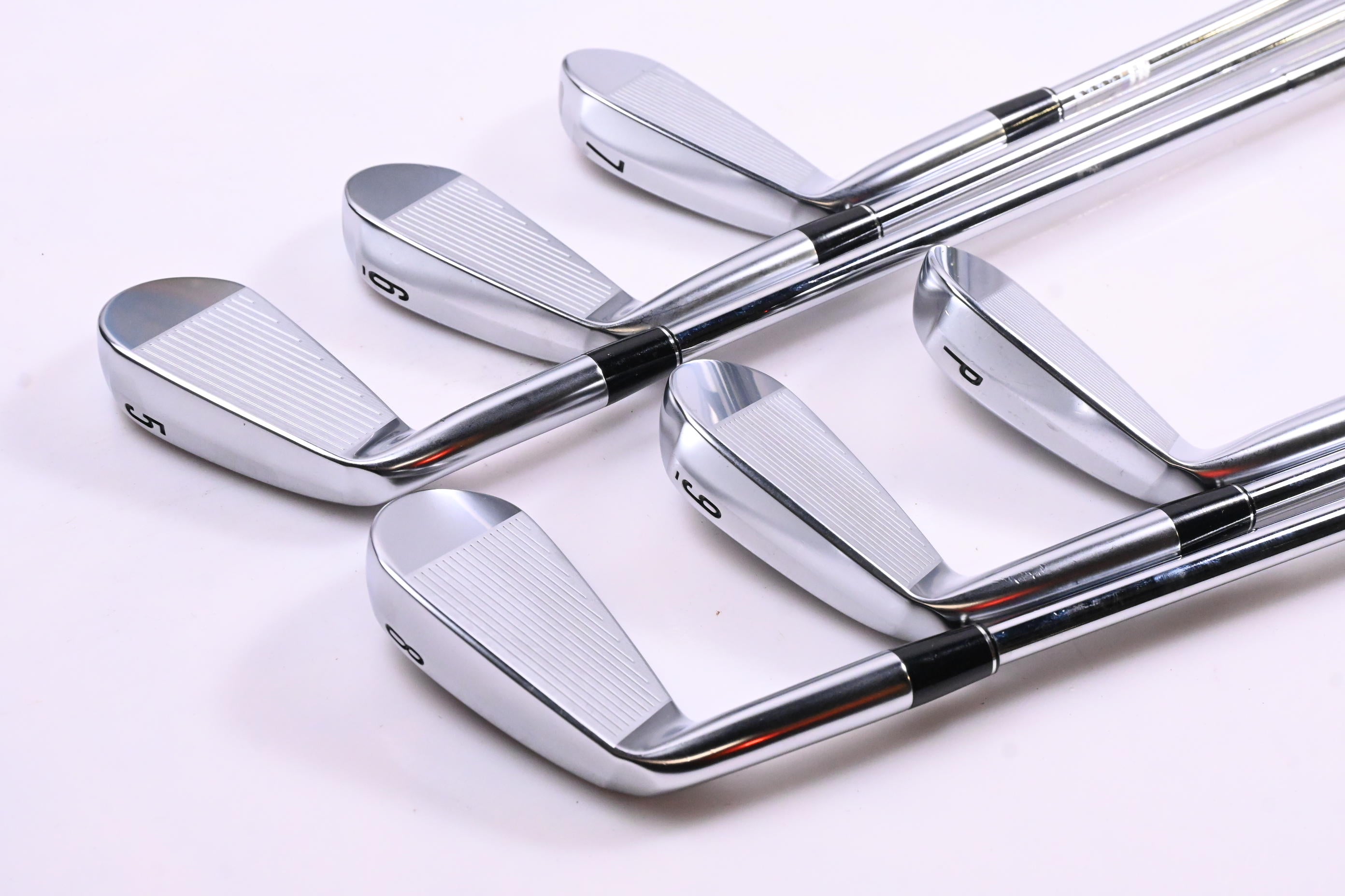 Srixon ZXi5 Irons / 5-PW / Regular Flex Dynamic Gold Mid 100 R300 Shafts