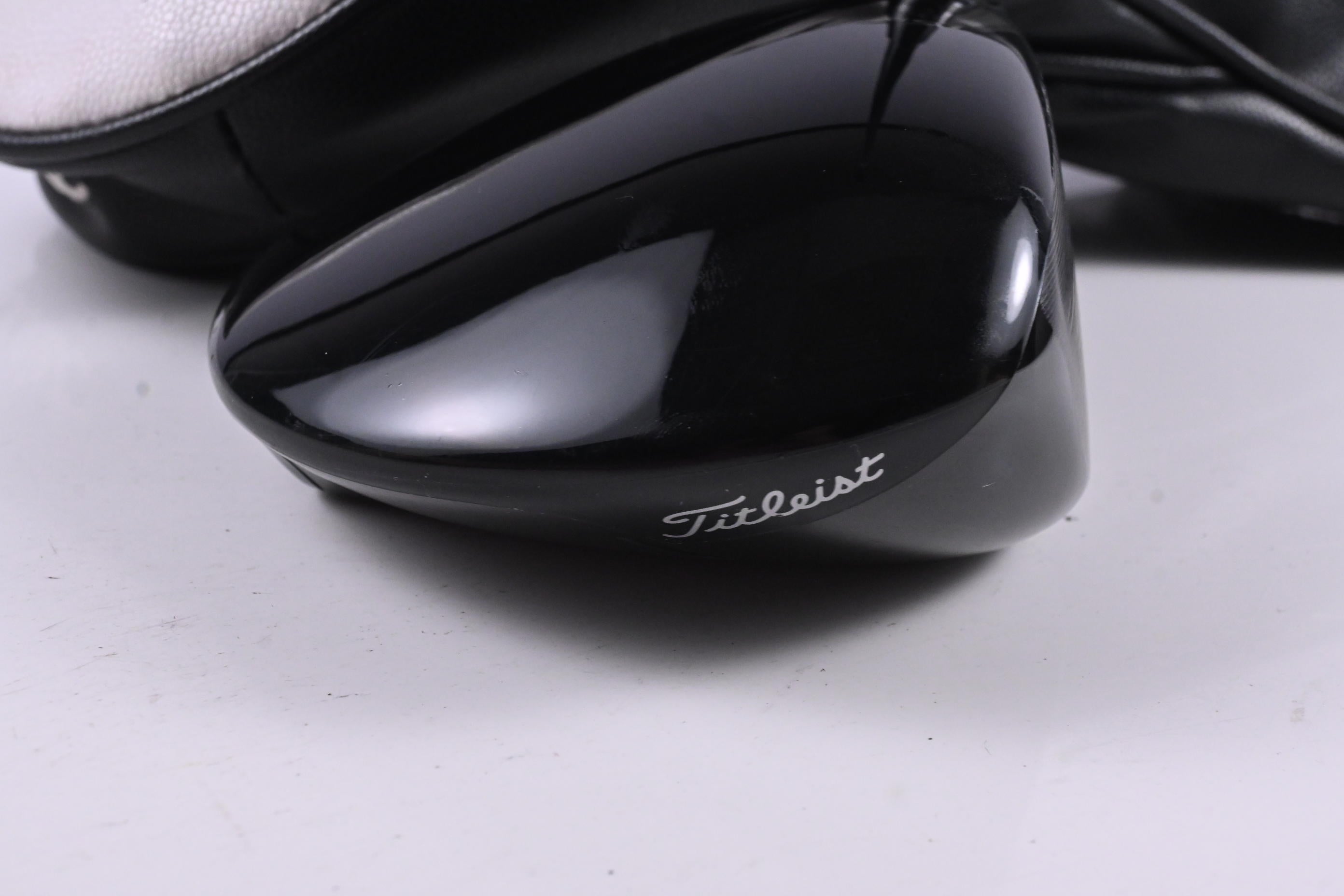 Titleist TSR2 Driver / 9 Degree / Stiff Flex UST iSH33 60 Shaft