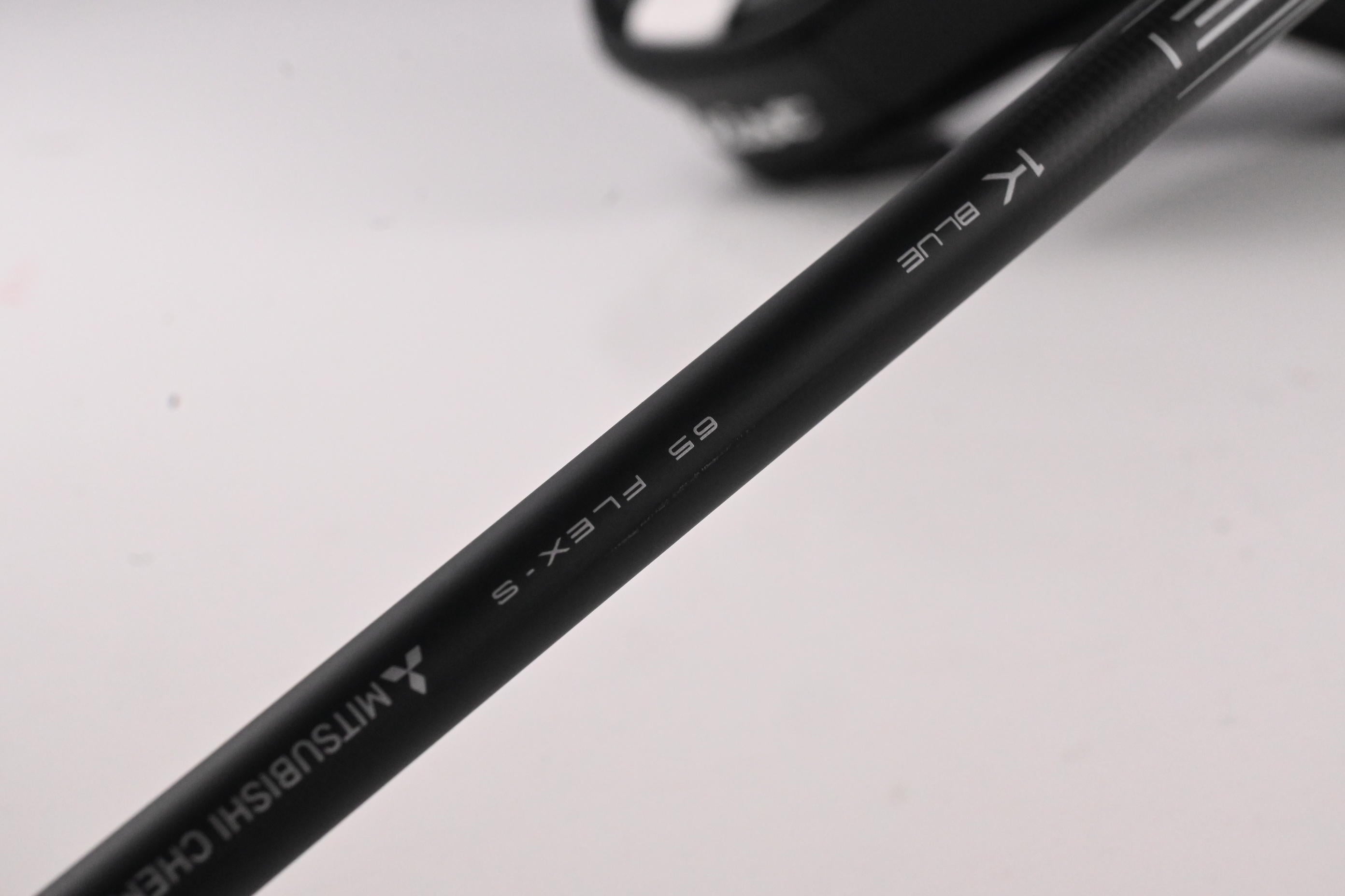 Titleist GTS2 #7 Wood / 21 Degree / Stiff Flex Tensei 1K Blue 65 Shaft