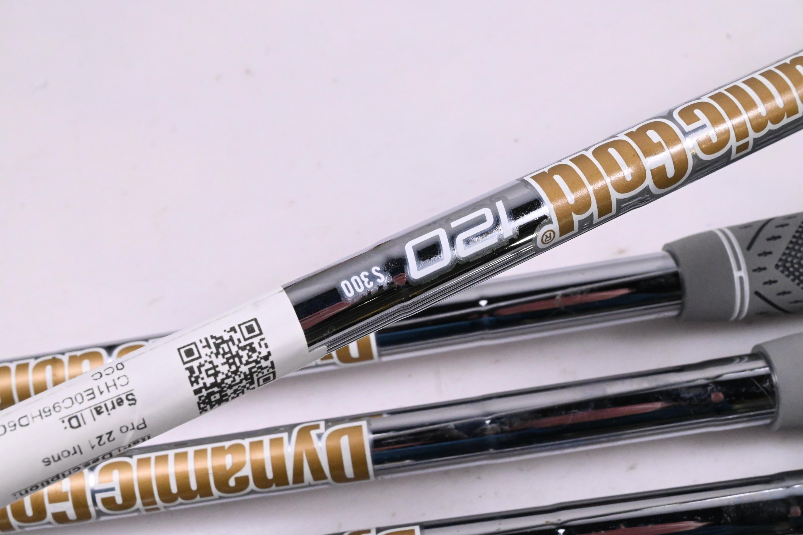 Mizuno Pro 221 Irons / 4-PW / Stiff Flex Dynamic Gold 120 S300 Shafts