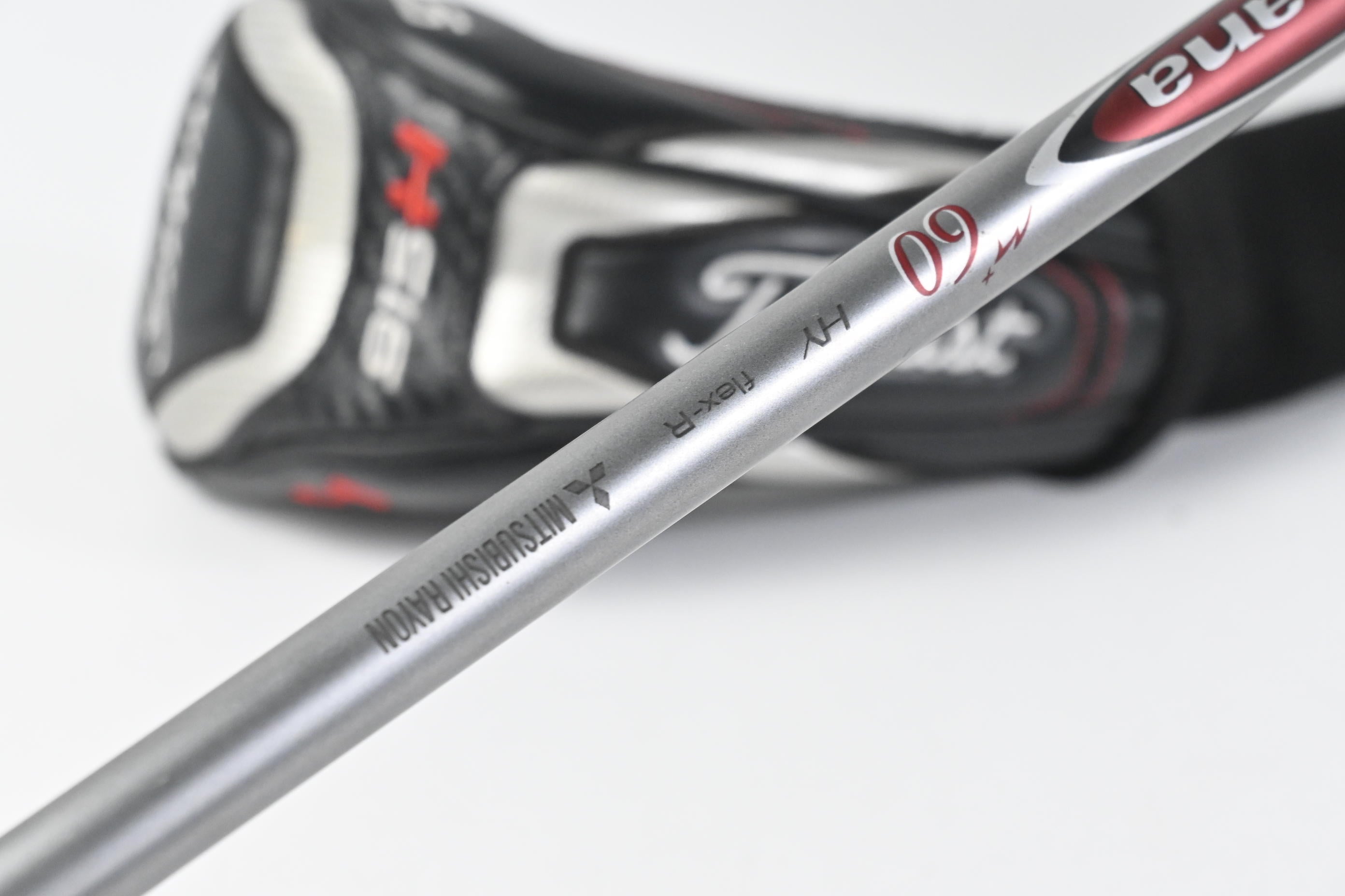 Titleist 915H #3 Hybrid / 21 Degree / Regular Flex Diamana M+ Red 60 Shaft