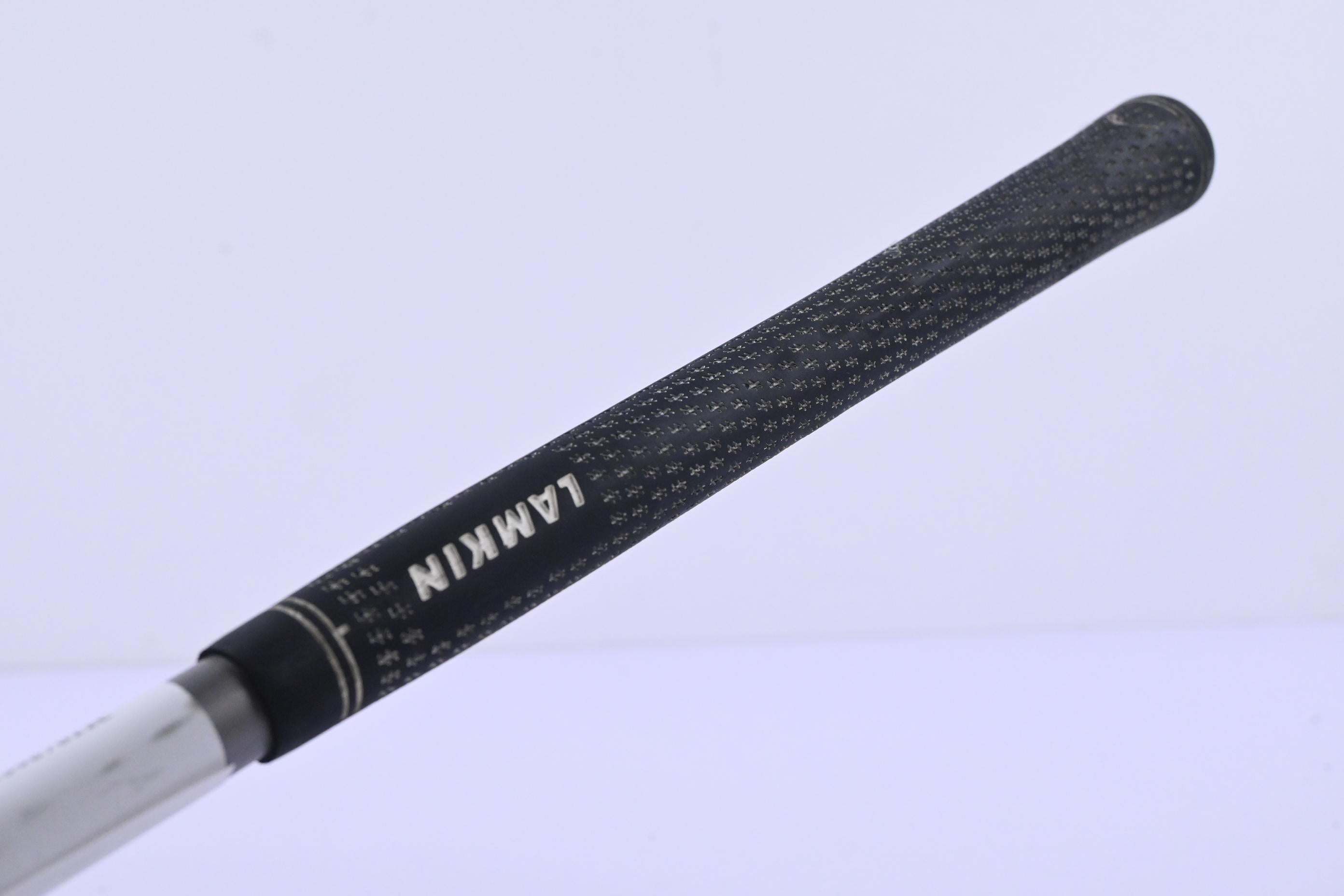 Cobra AMP #4 Hybrid / 22 Degree / Regular Shaft Aldila RIP 70 Shaft