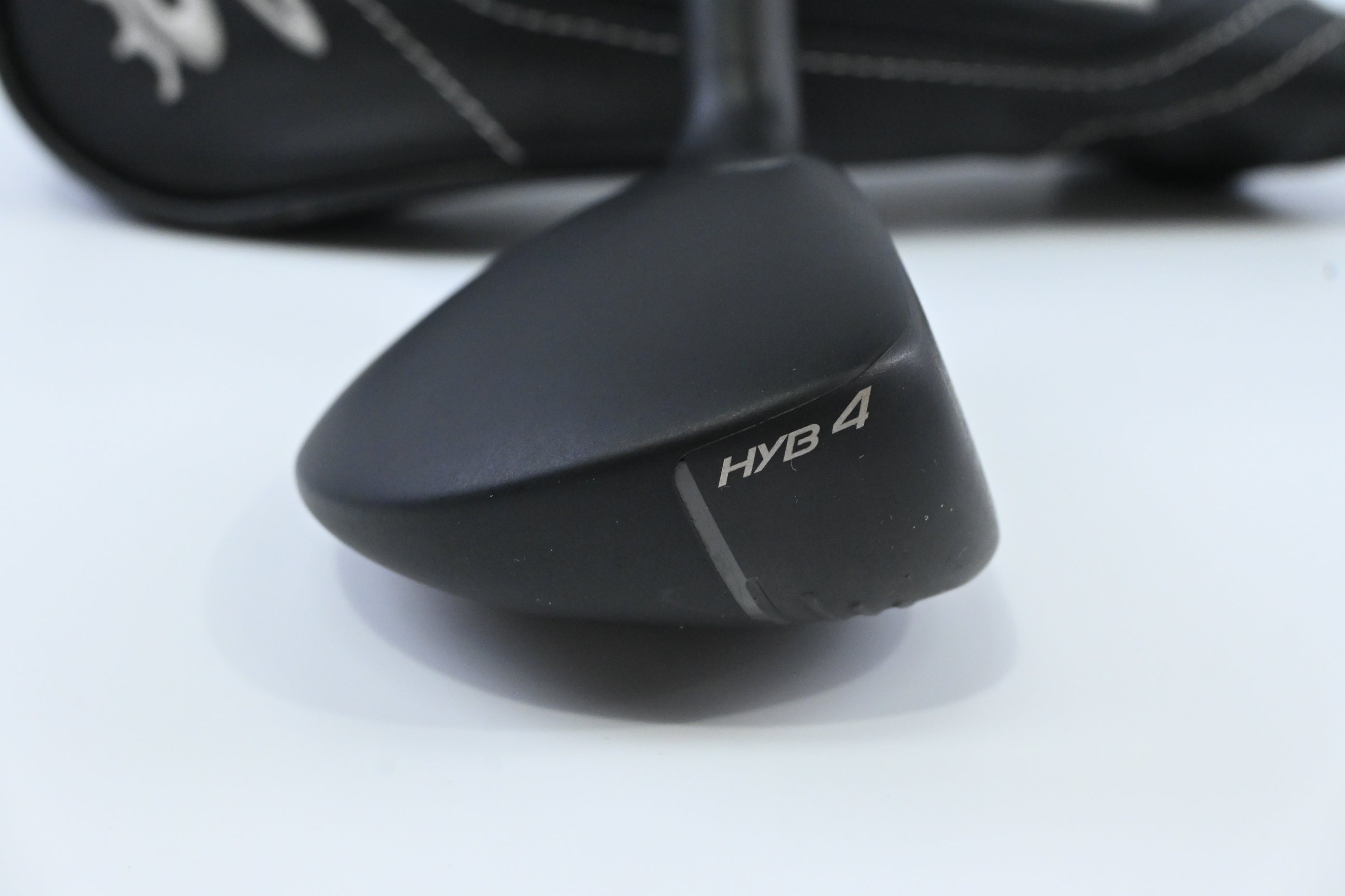 Cobra King F9 #4 Hybrid / 21 Degree / Stiff Flex Fujikura Atmos Black 7 Shaft