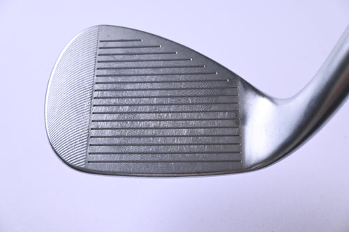 Cleveland CBX 2 Gap Wedge / 50 Degree / Wedge Flex Dynamic Gold 115 Shaft