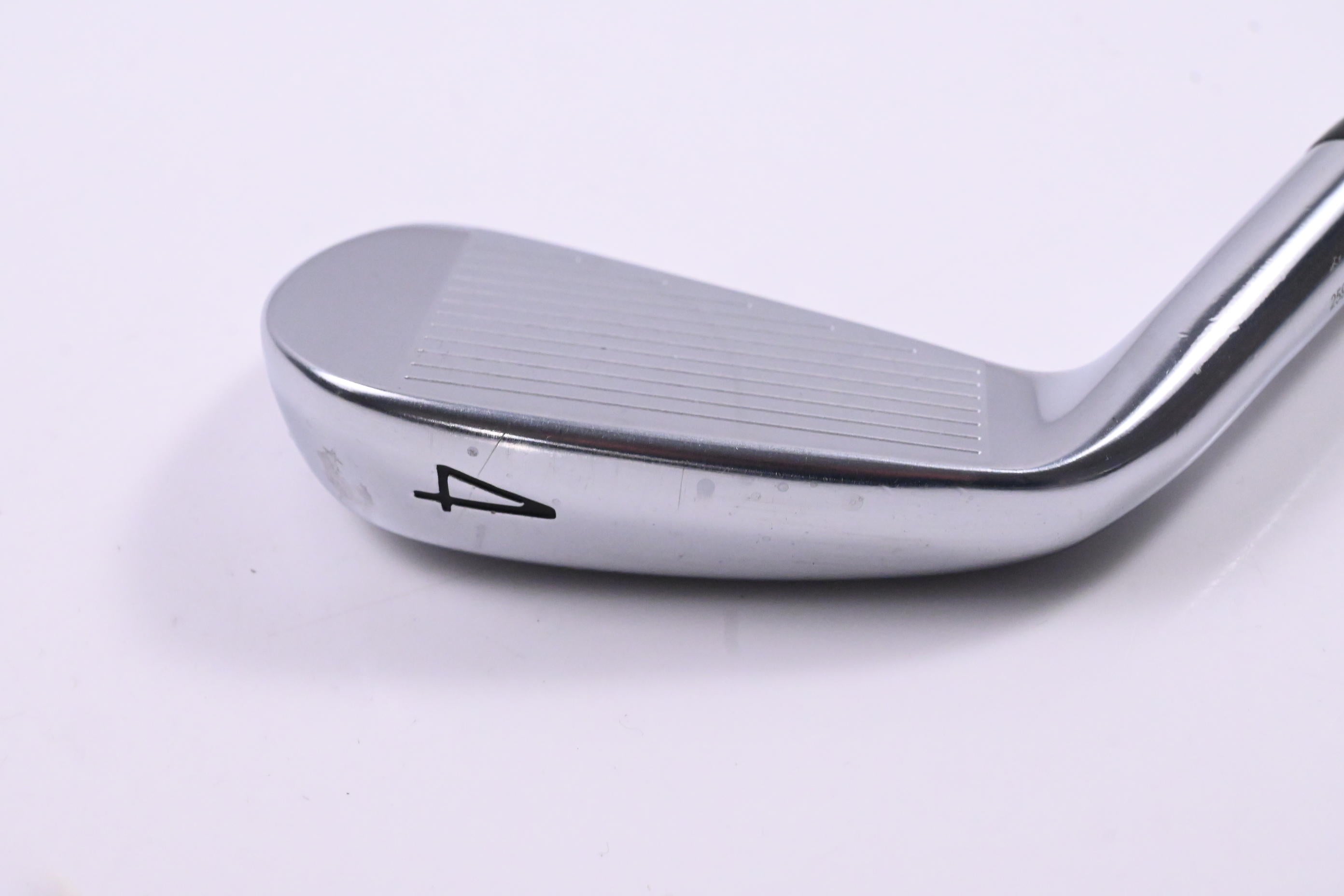 Titleist T100 2021 #4 Iron / 21 Degree / Stiff Flex AMT Red S300 Shaft