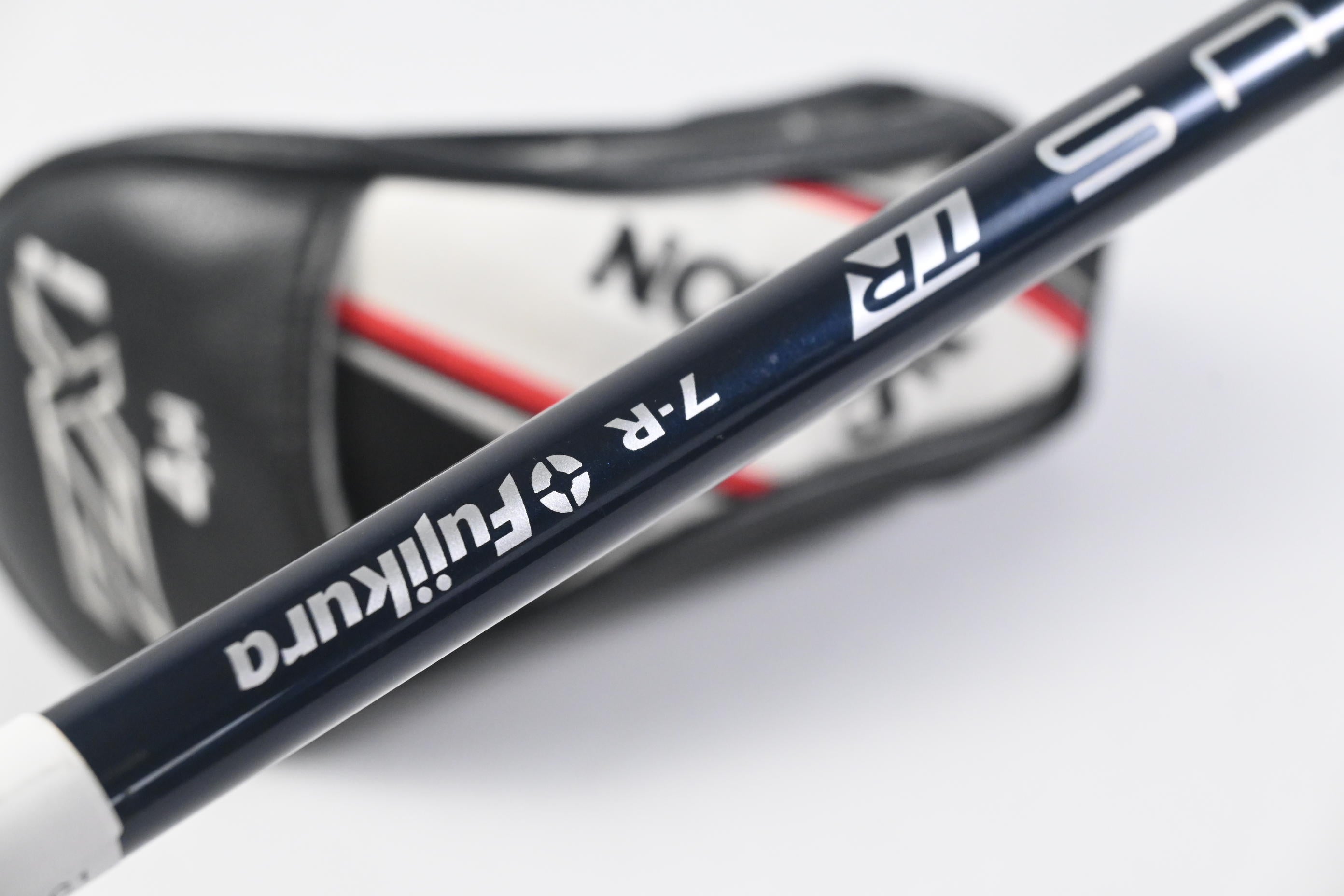 Srixon ZXi #4 Hybrid / 22 Degree / Regular Flex Ventus TR Blue 7 Shaft
