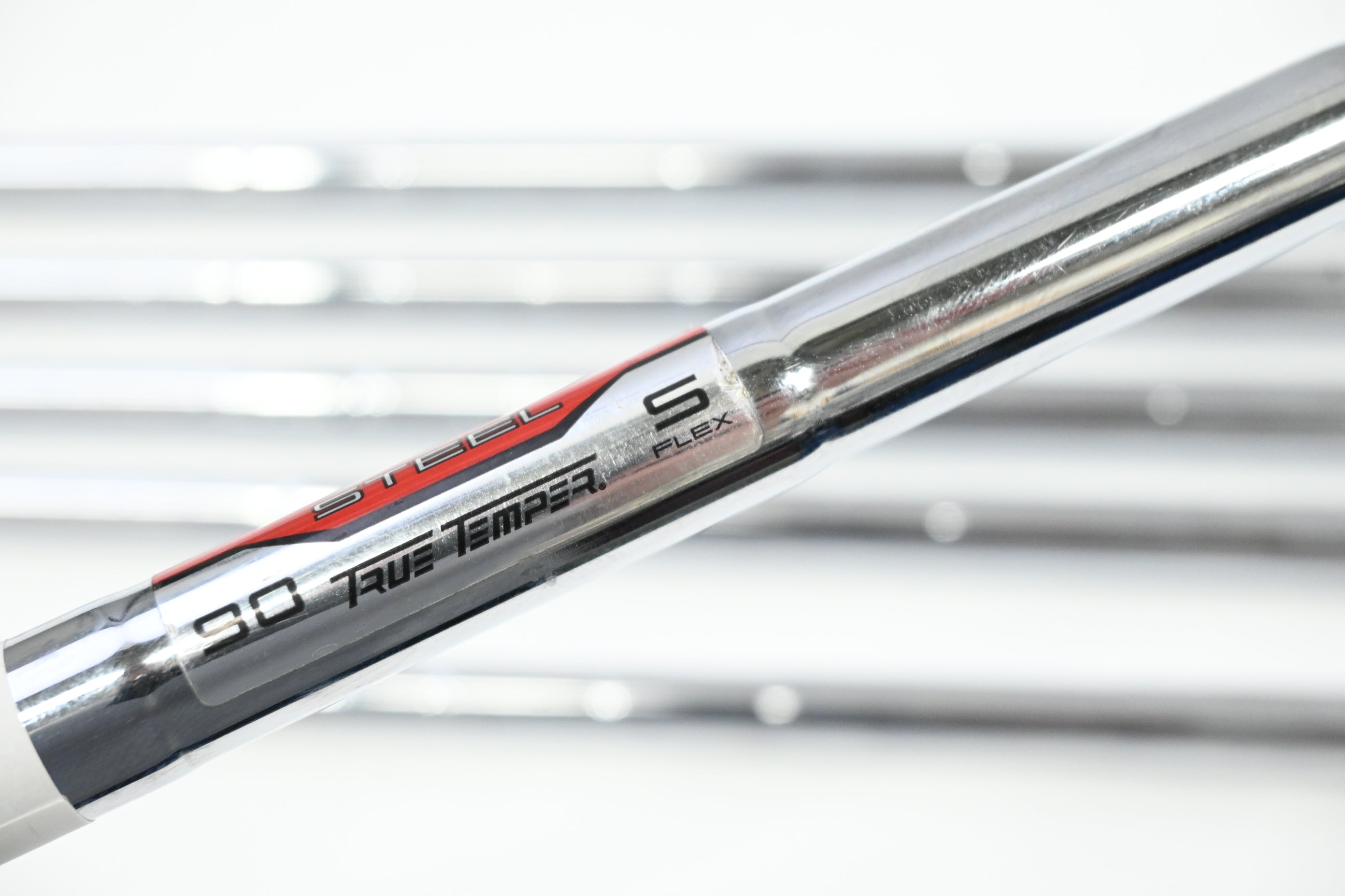 Left Hand Taylormade RSi1 Irons / 5-PW / Stiff Flex Reax Steel 90 Shafts