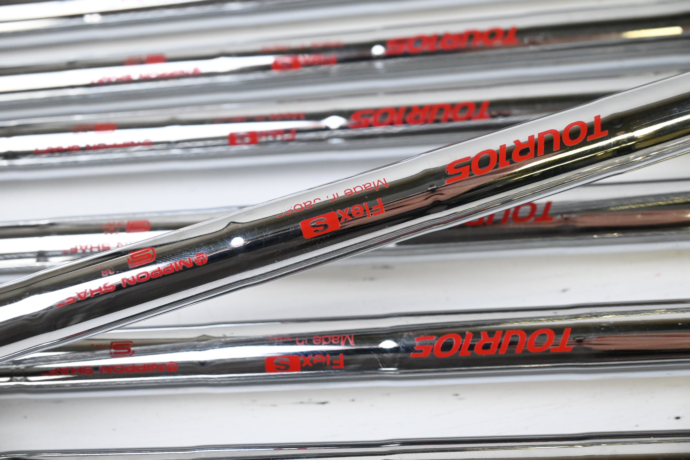 Callaway Apex Ai200 Irons / 4-PW / Stiff Flex N.S.PRO Modus³ Tour 105 Shafts