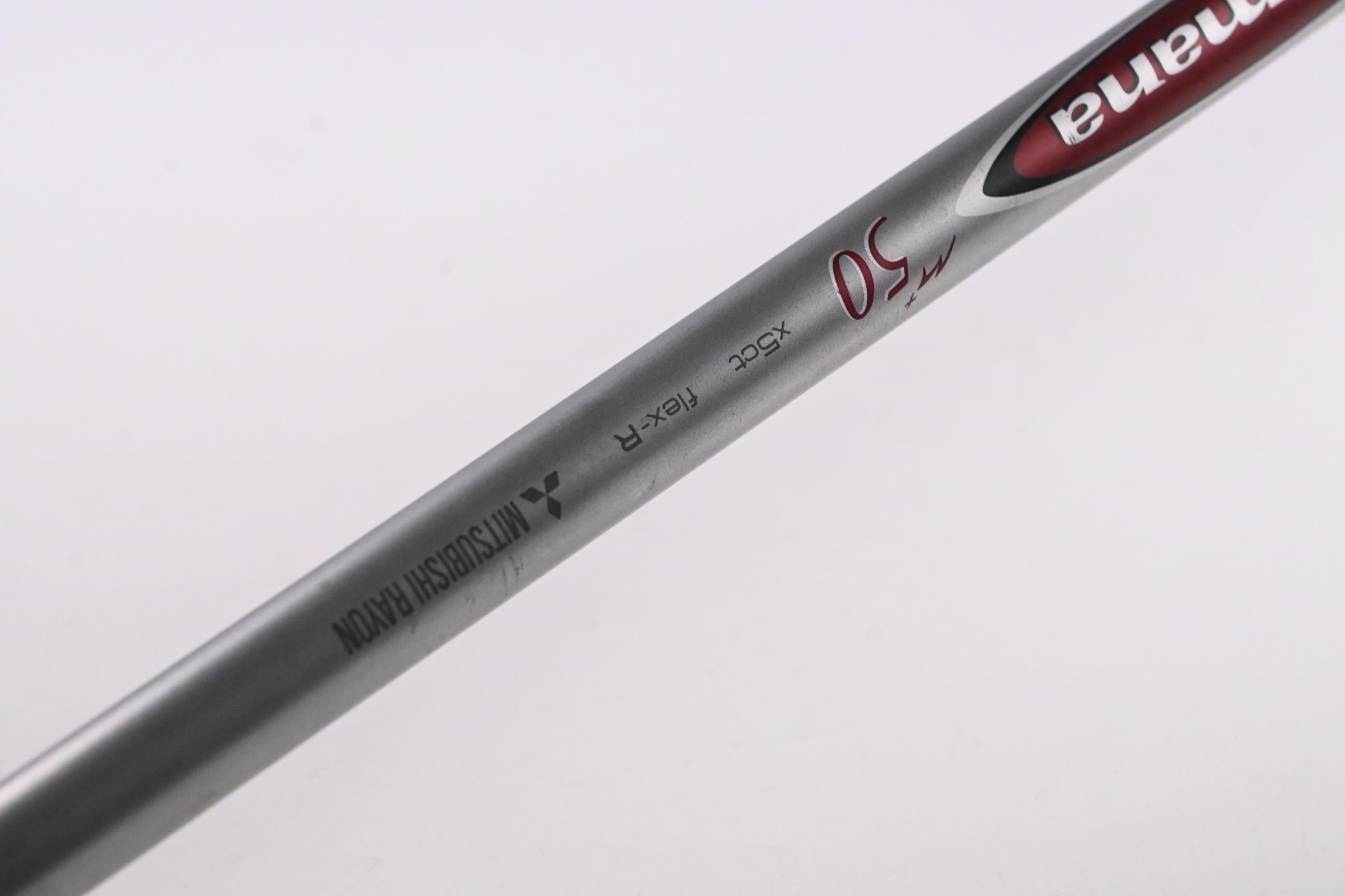 Titleist 915 D2 Driver / 10.5 Degree / Regular Flex Diamana M+ 50 Shaft