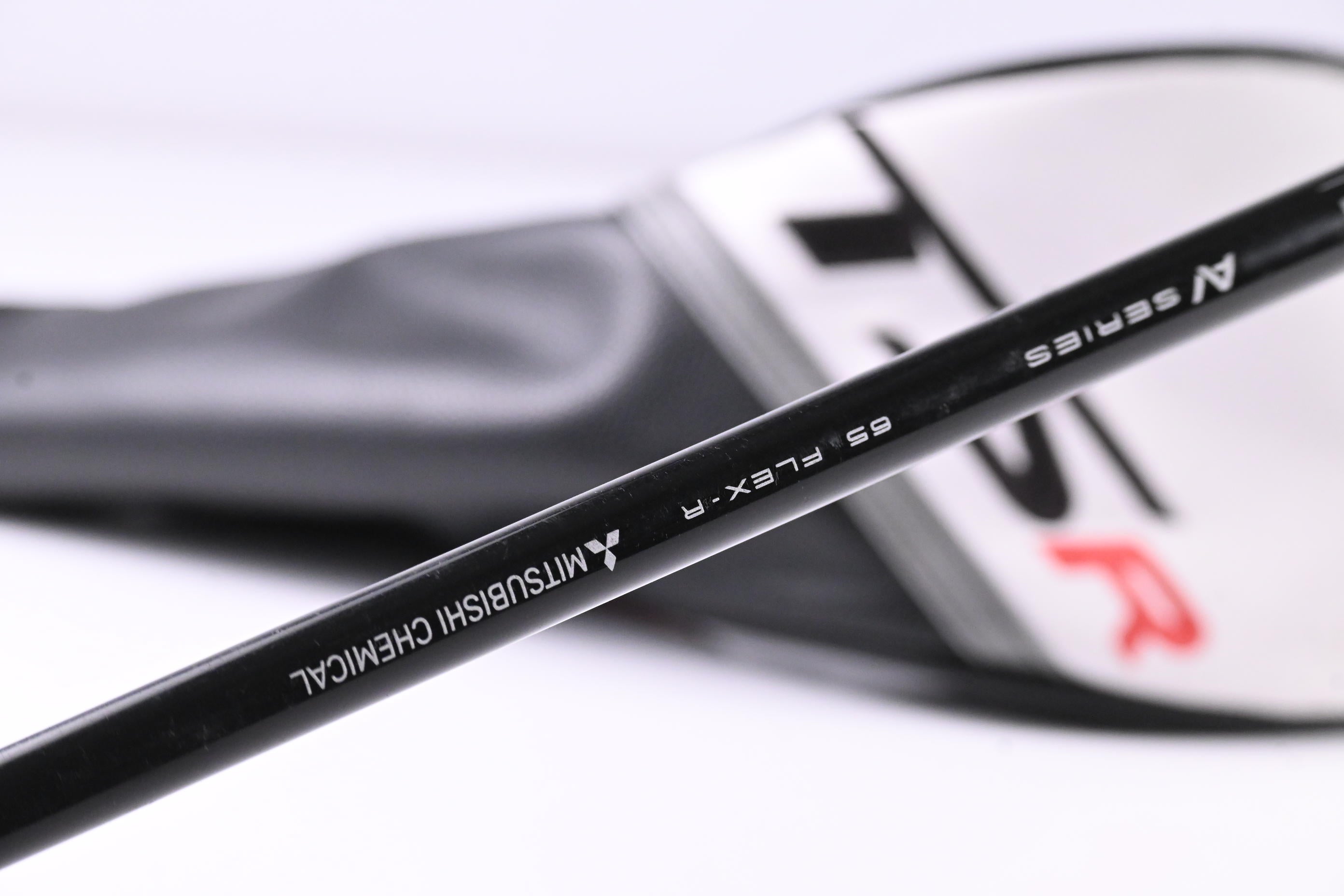 Titleist TSR2 #3 Wood / 15 Degree / Regular Flex Tensei AV Blue 65 Shaft