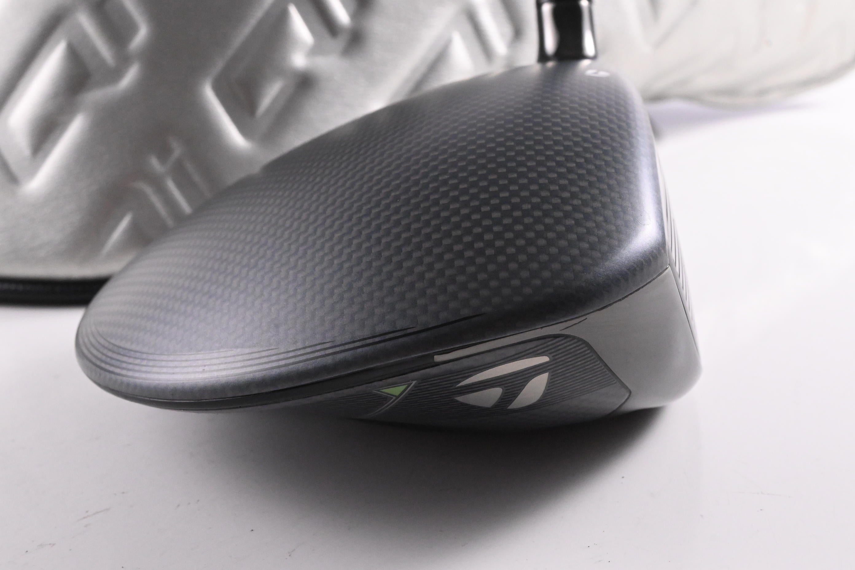 Taylormade Qi35 Driver / 9 Degree / Stiff Flex Fujikura Ventus Blue '25 5 Shaft