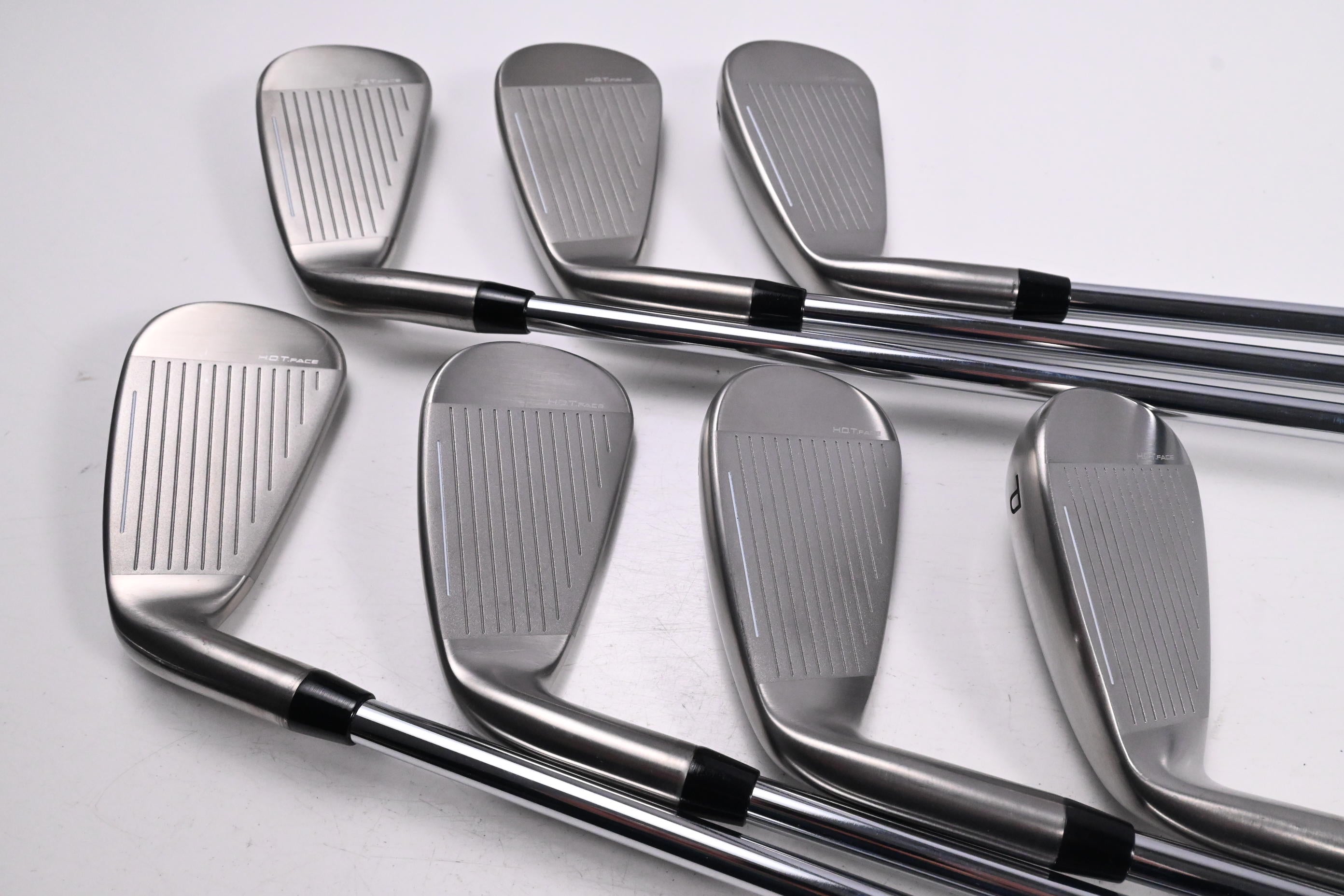 Cobra DS-Adapt Irons / 4-PW / Regular Flex KBS Tour Lite Shafts