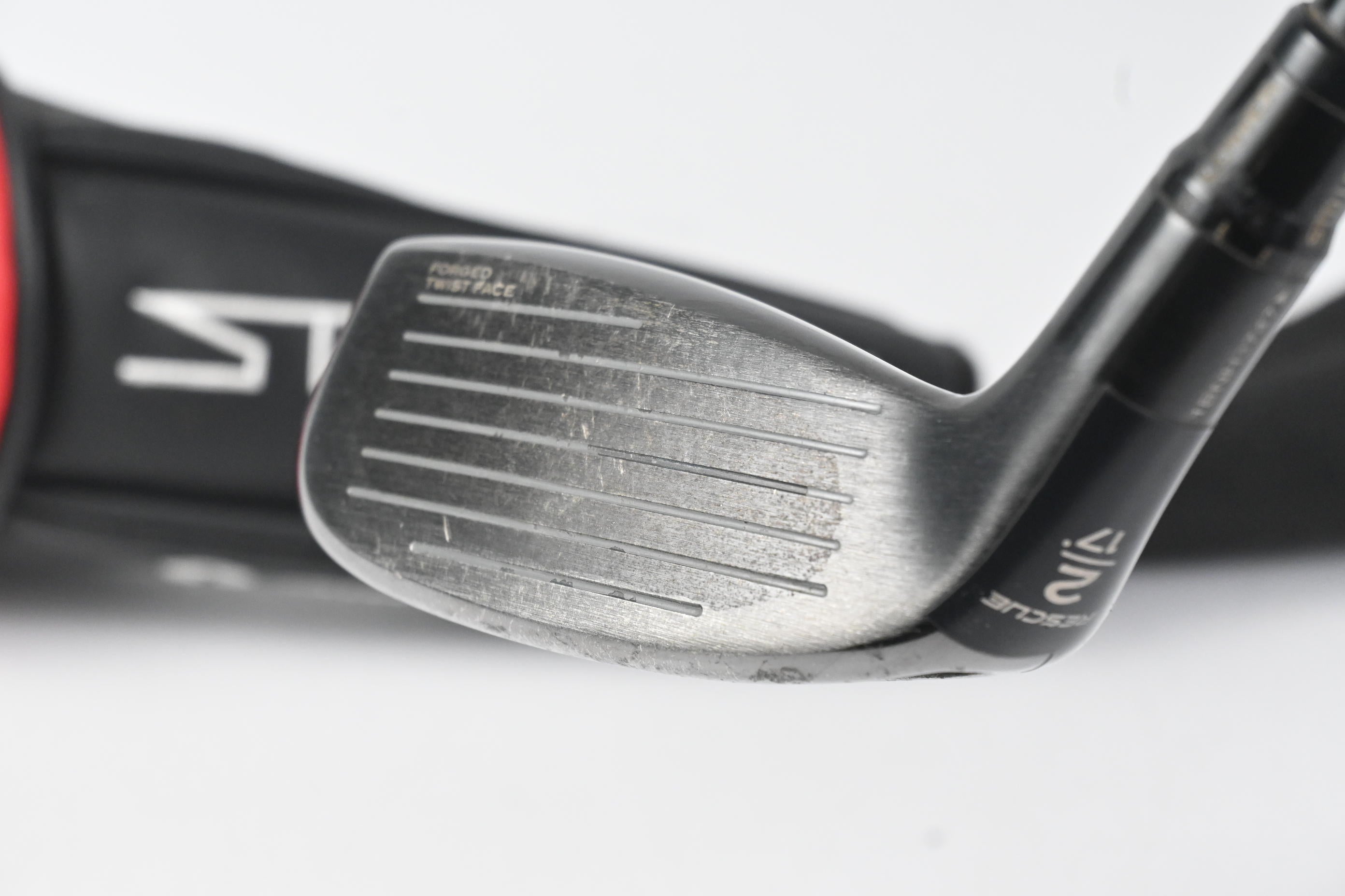 Taylormade Stealth Plus #2 Hybrid / 17 Degree / Regular Flex HZRDUS Smoke RDX
