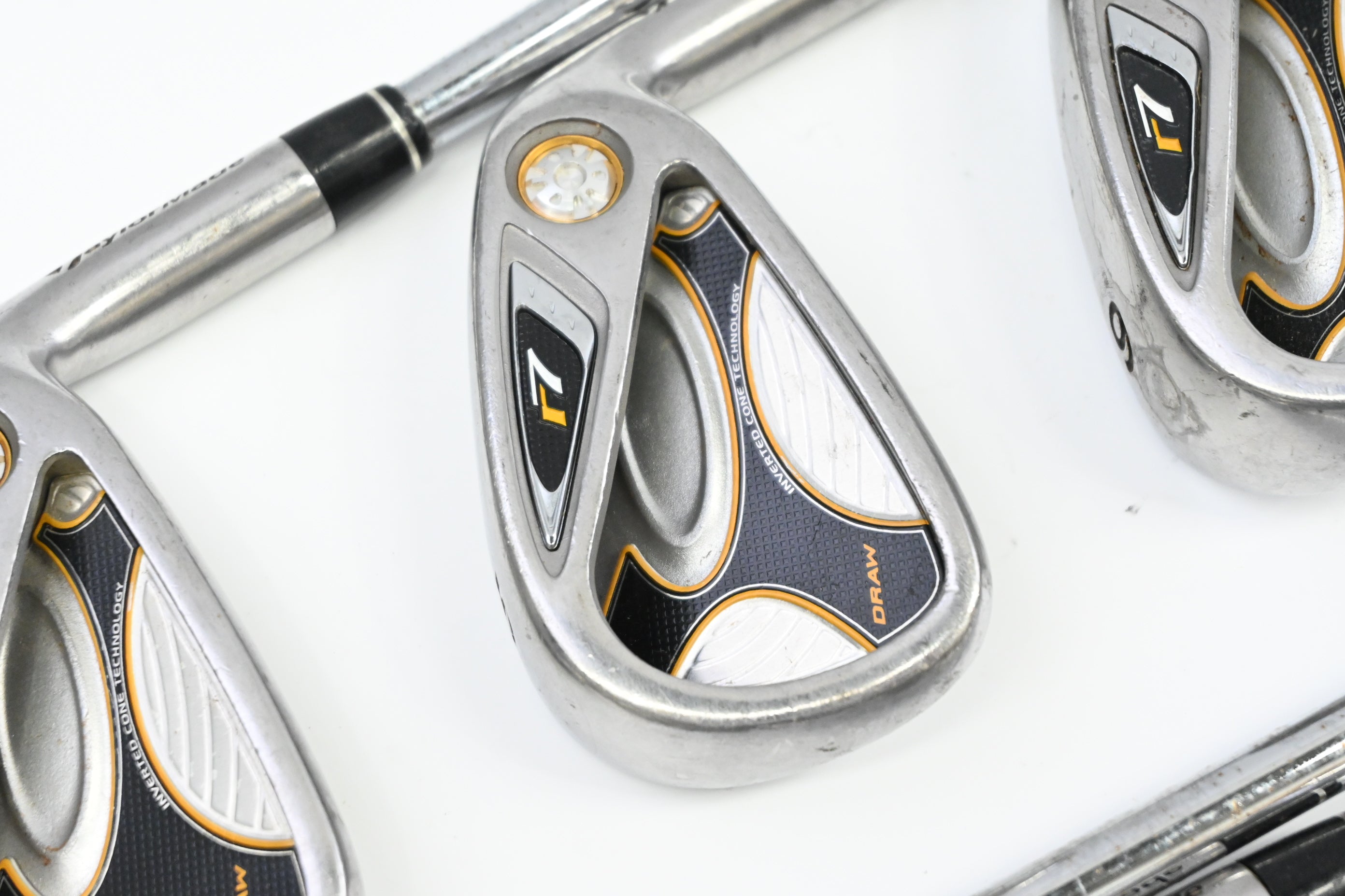 Taylormade R7 Draw Irons / 4-PW+SW / Regular Flex Taylormade T-Step 90 Shafts