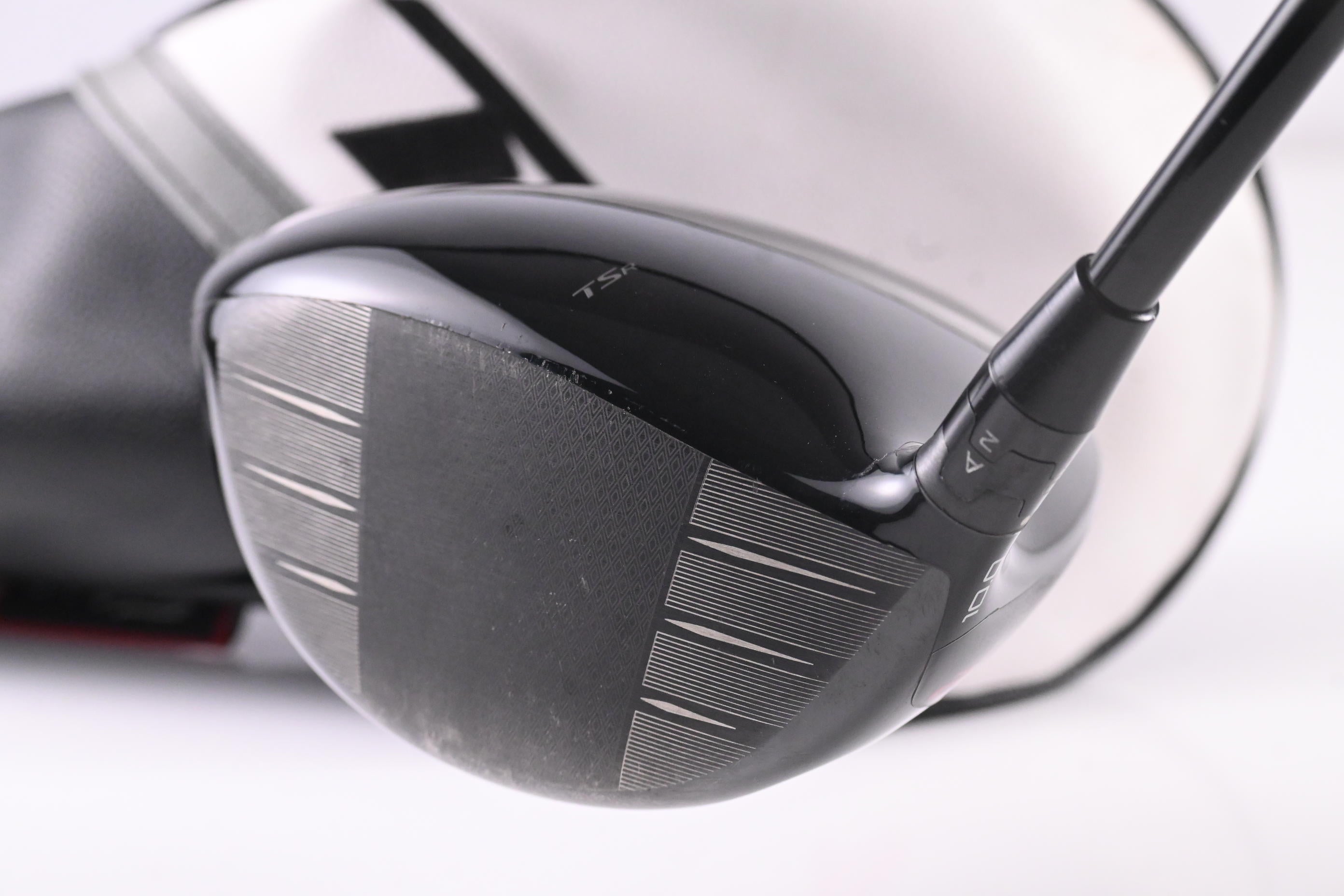 Titleist TSR2 Driver / 10 Degree / Stiff Flex HZRDUS GEN4 Black 60 Shaft