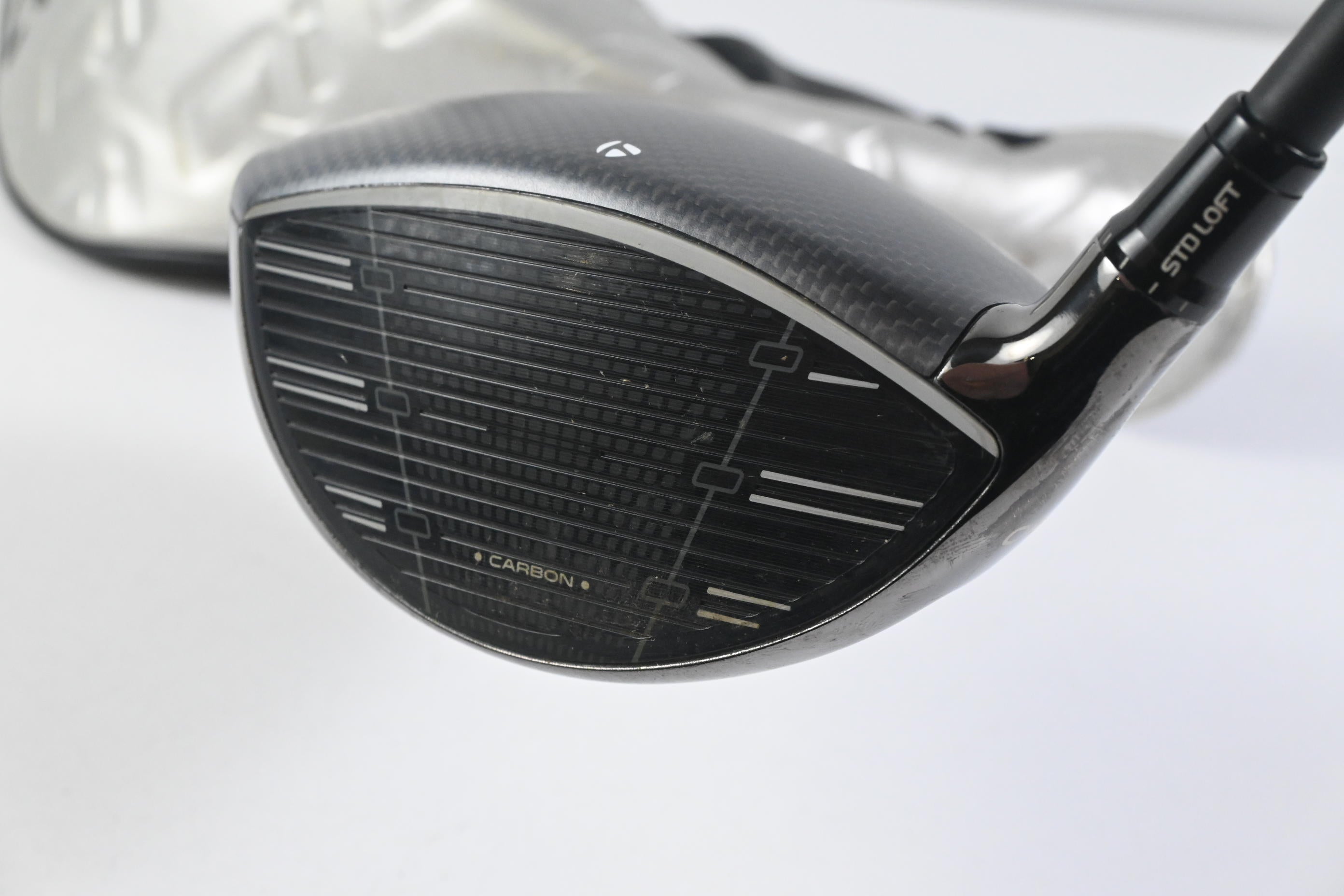 Taylormade Qi35 LS Driver / 9 Degree / Stiff Flex Kai'li Dark Waves White 60