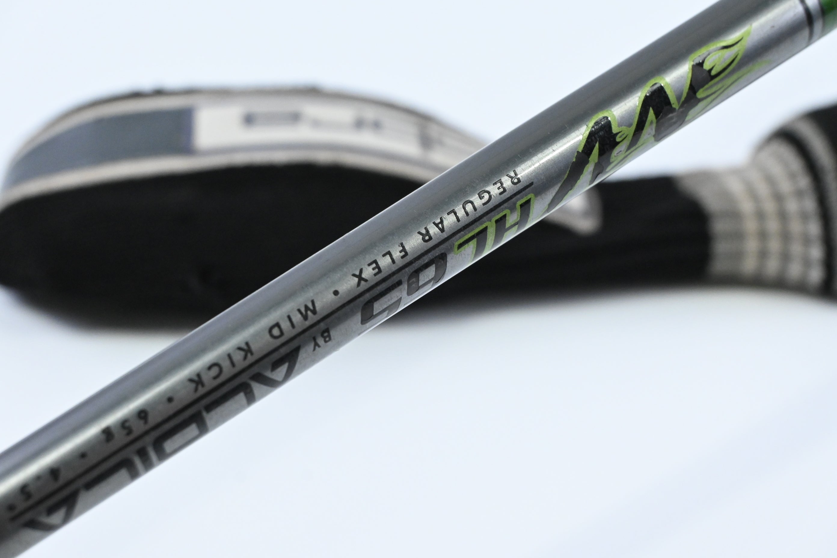 Cobra Baffler DWS #2 Hybrid / 18 Degree / Regular Flex Aldila NV 65 Shaft