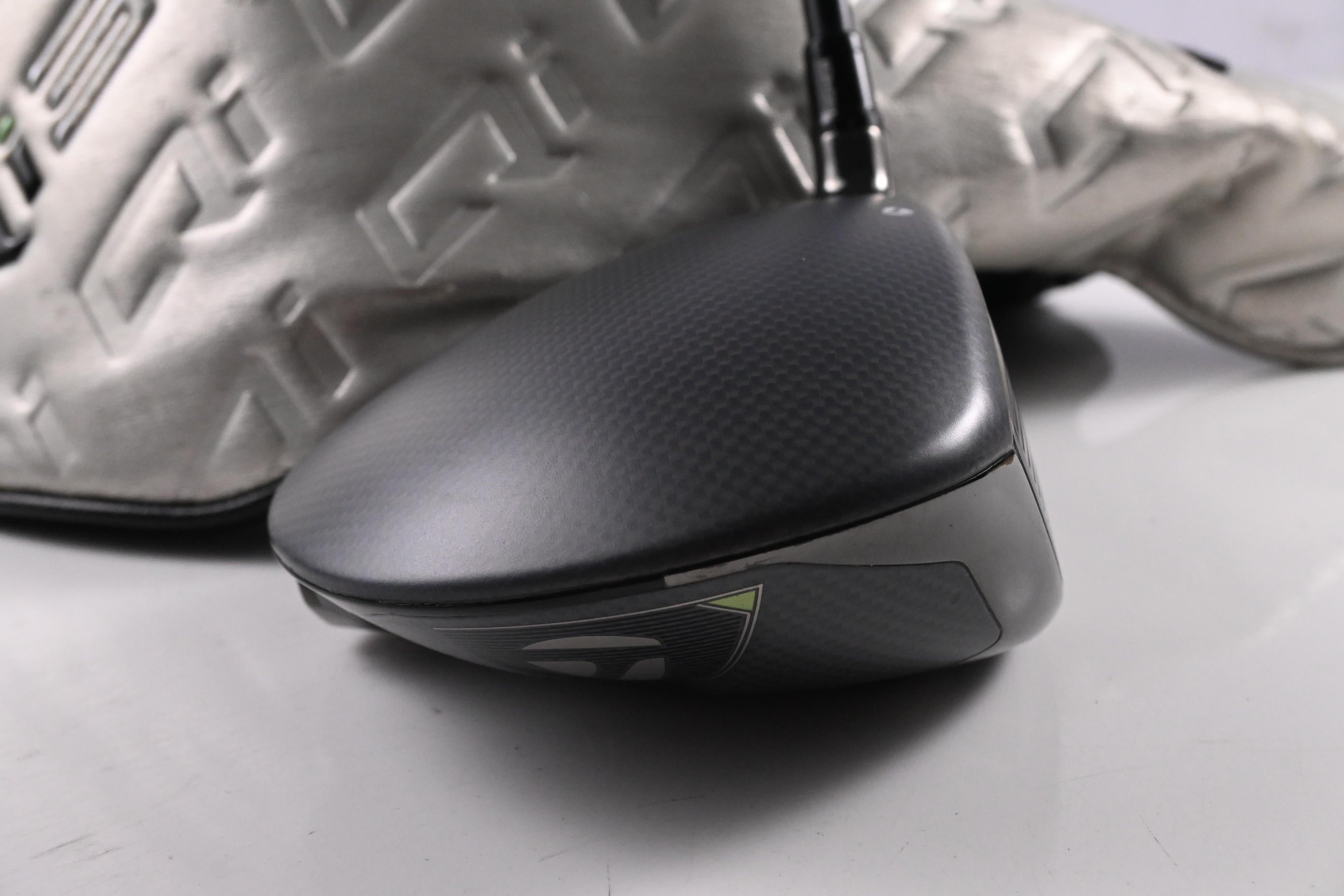 Taylormade Qi35 LS Driver / 10.5 Degree / Stiff Flex Ventus Blue 5 Shaft