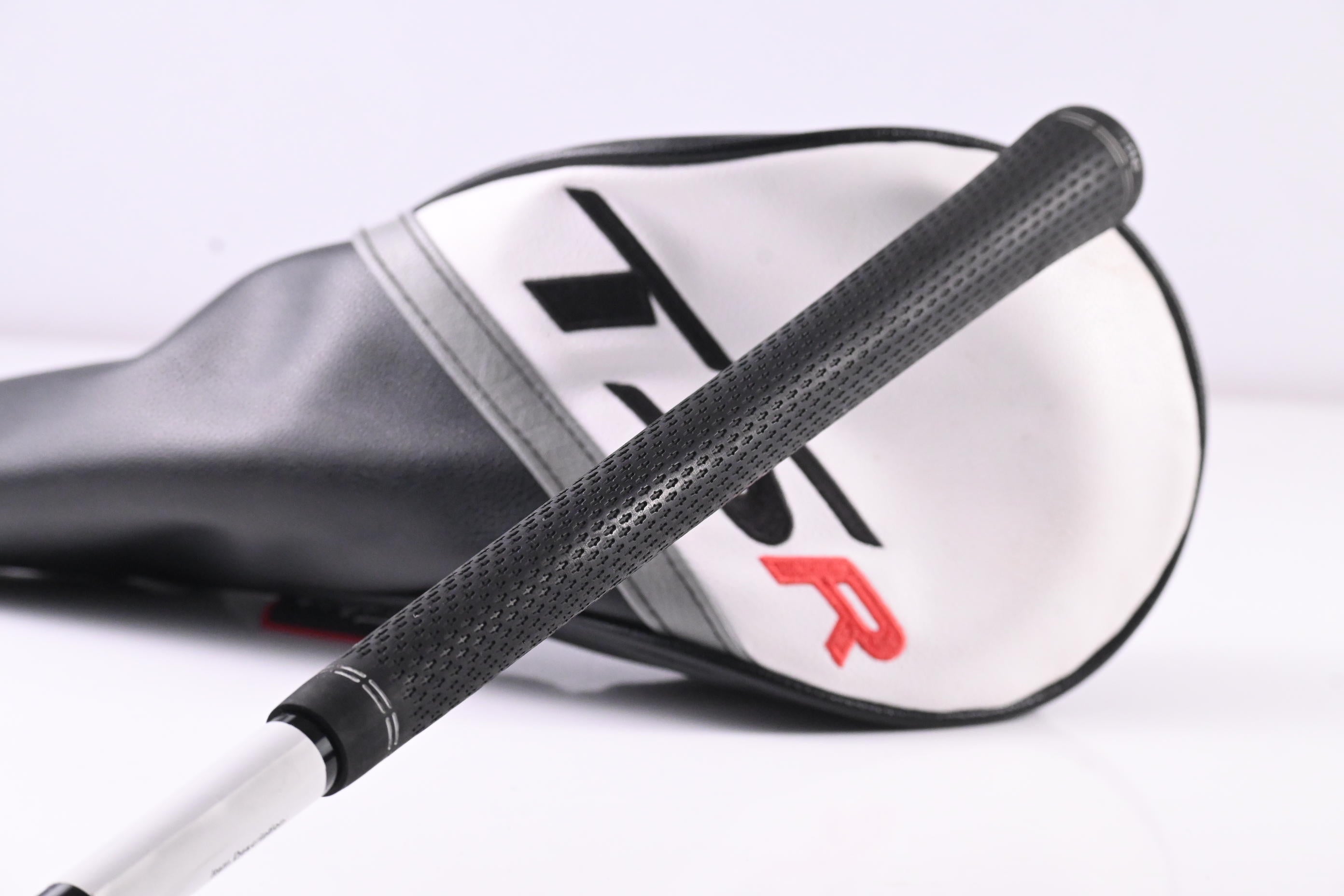 Titleist TSR2 Driver / 10 Degree / Stiff Flex HZRDUS GEN4 Black 60 Shaft