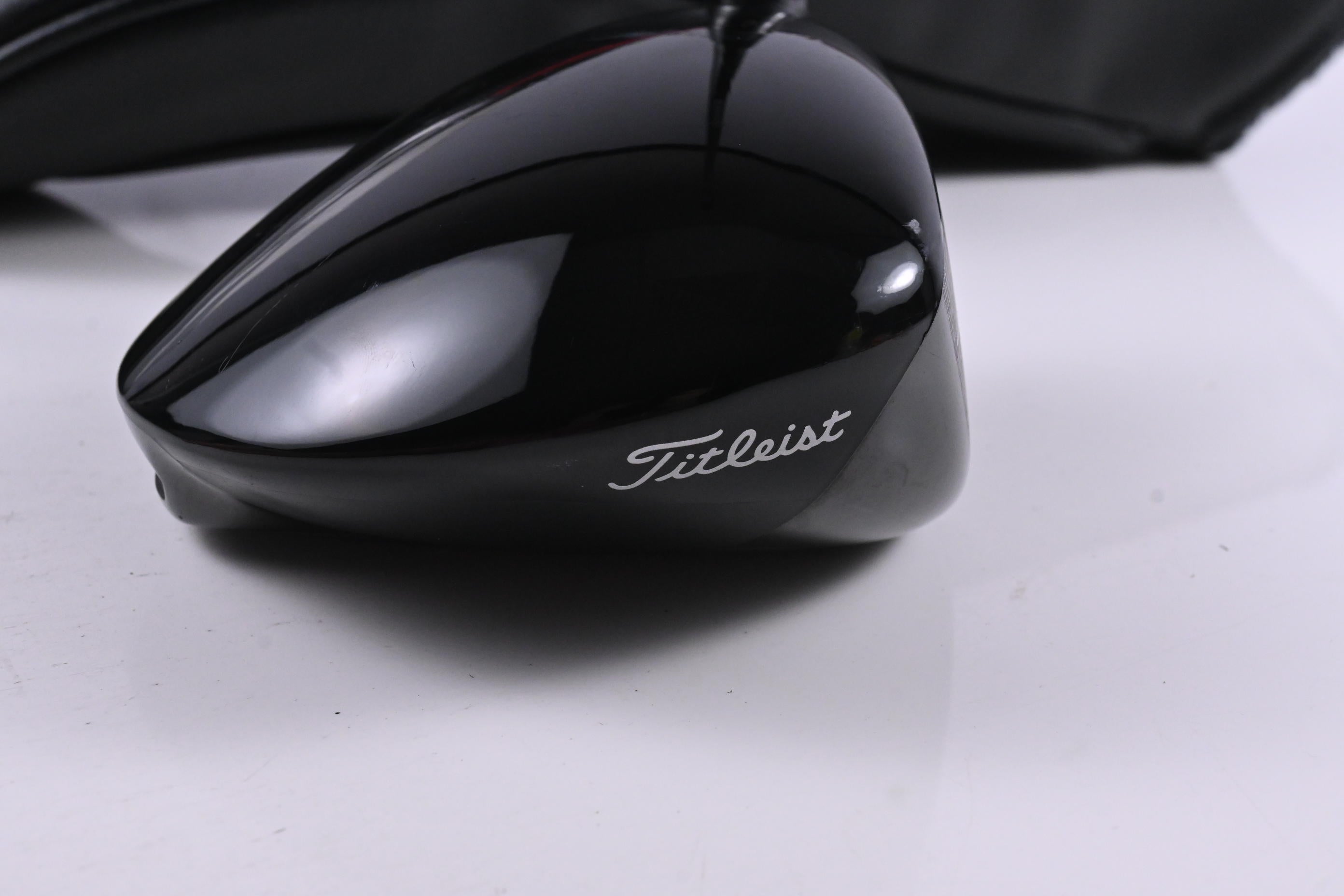Titleist GT4 Driver / 9 Degree / Stiff Flex Graphite Design Tour AD VF-6 Shaft