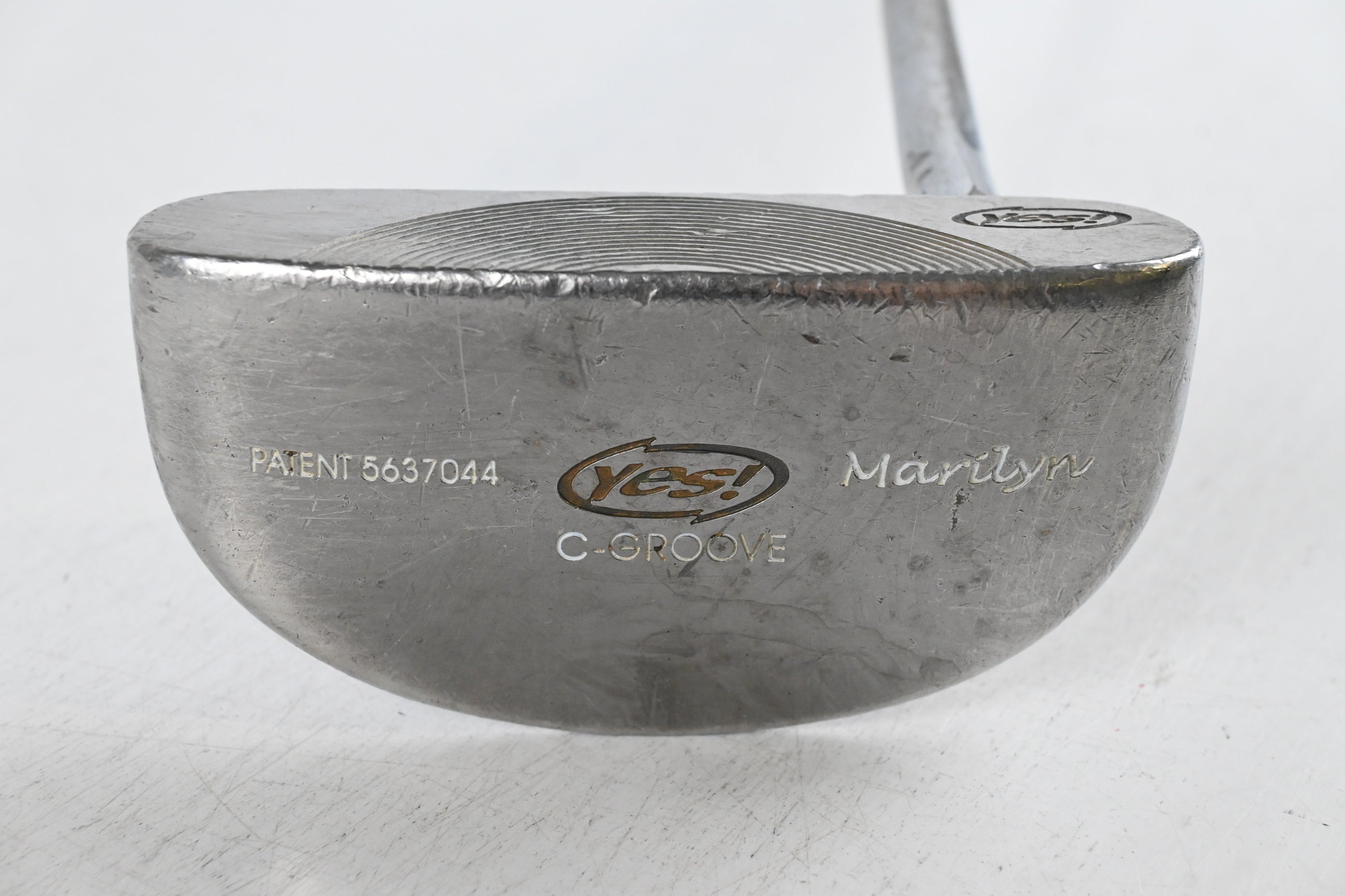 Yes! C-Groove Marilyn Putter / 34 Inch