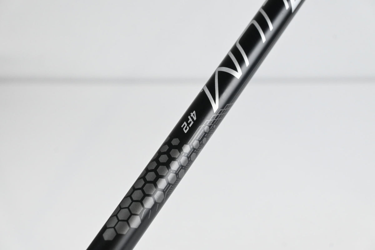 Cobra LTDx Driver / 10.5 Degree/ Senior Flex UST Helium Nano Core 4 Shaft