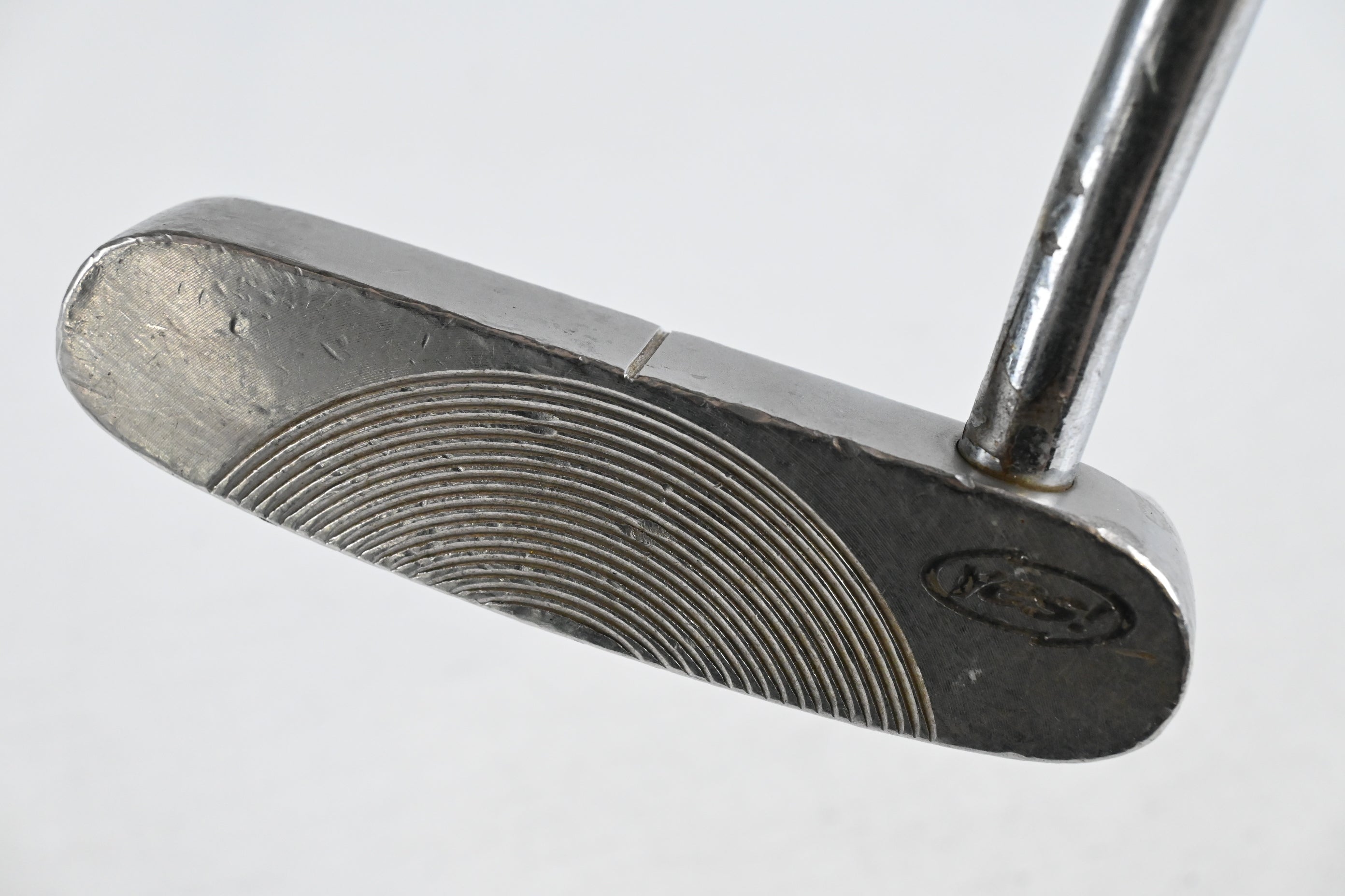 Yes! C-Groove Marilyn Putter / 34 Inch