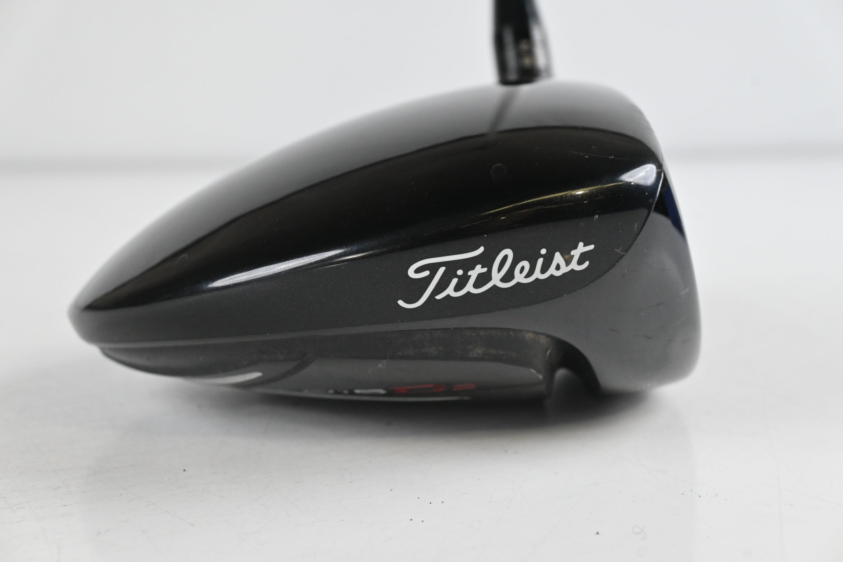 Titleist 915 D2 Driver / 9 Degree / Stiff Flex Aldila Rogue Black 75 Shaft