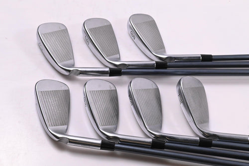 Ping G425 Irons / 4-PW / Blue Dot / Regular Flex Ping Alta CB Slate Shafts