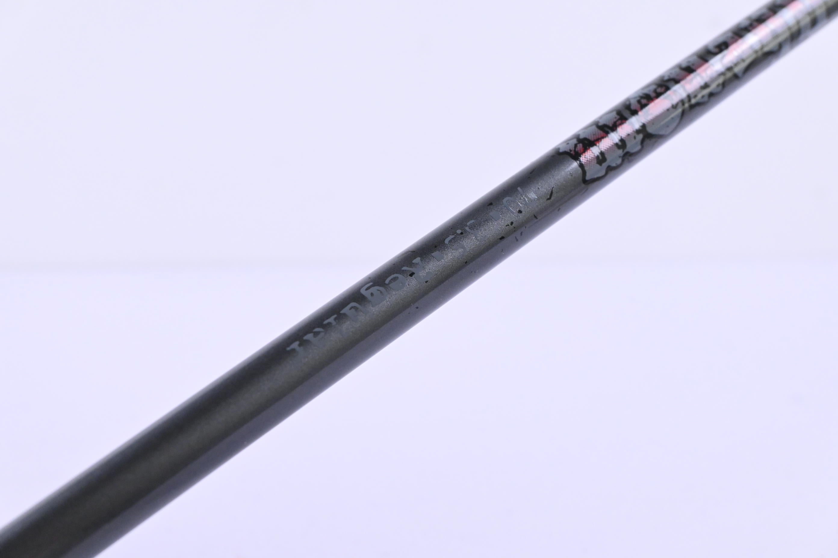 Titleist 915 D2 Driver / 10.5 Degree / Regular Flex Aldila RIP Phenom 70 Shaft