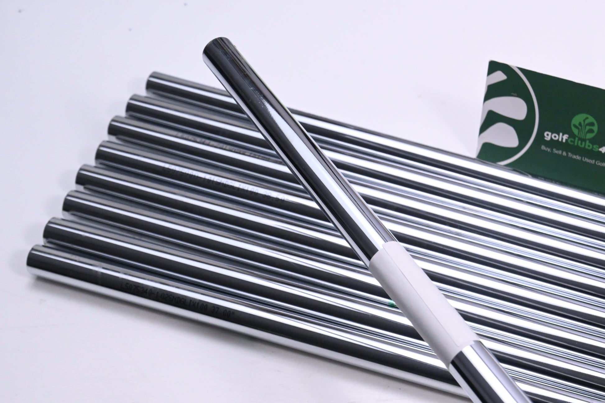 Dynamic Gold Lite X100 Iron Shafts / X-Flex / Set of 9 / .370" Parallel Tips