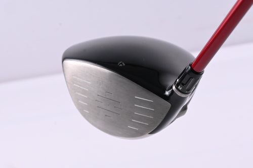 Taylormade R9 Driver / 10.5 Degree / Regular Flex Fujikura Motore 65 Shaft
