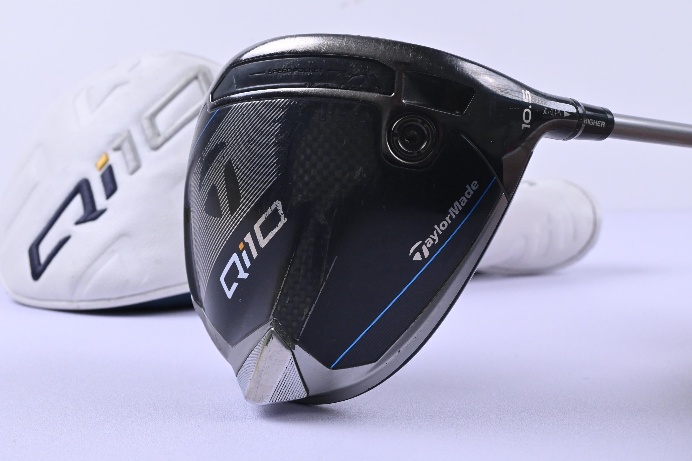 Taylormade Qi10 Driver / 10.5 Degree / Regular Flex Fujikura Speeder NX TCS 50