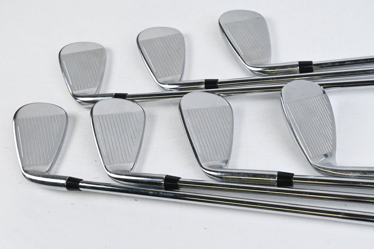 Cobra F-Max Superlite Irons / 5-PW+SW / Regular Flex Cobra Superlite Shafts