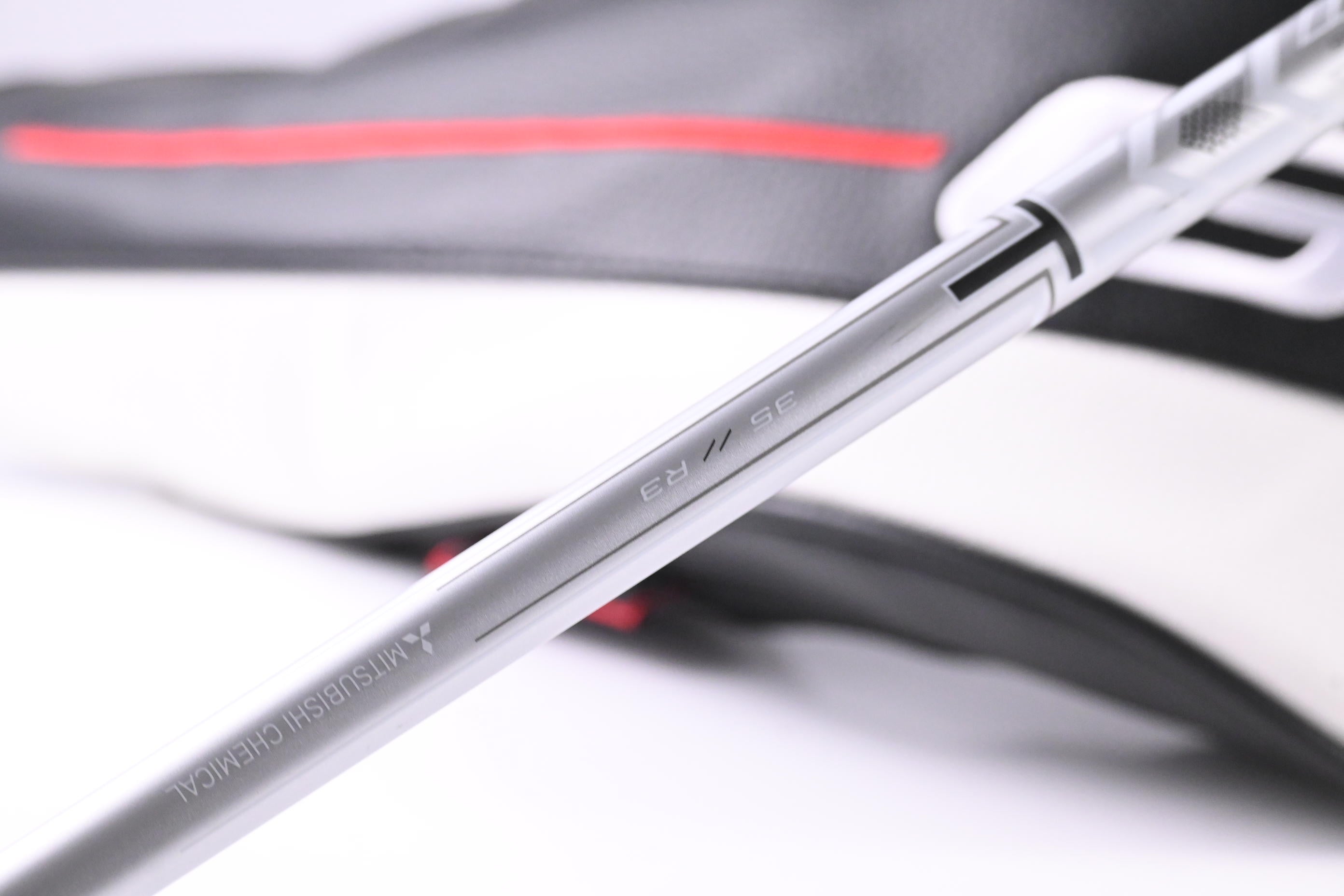 Ladies Titleist GT1 Driver / 10 Degree / Ladies Flex MMT Speedmesh 35 Shaft