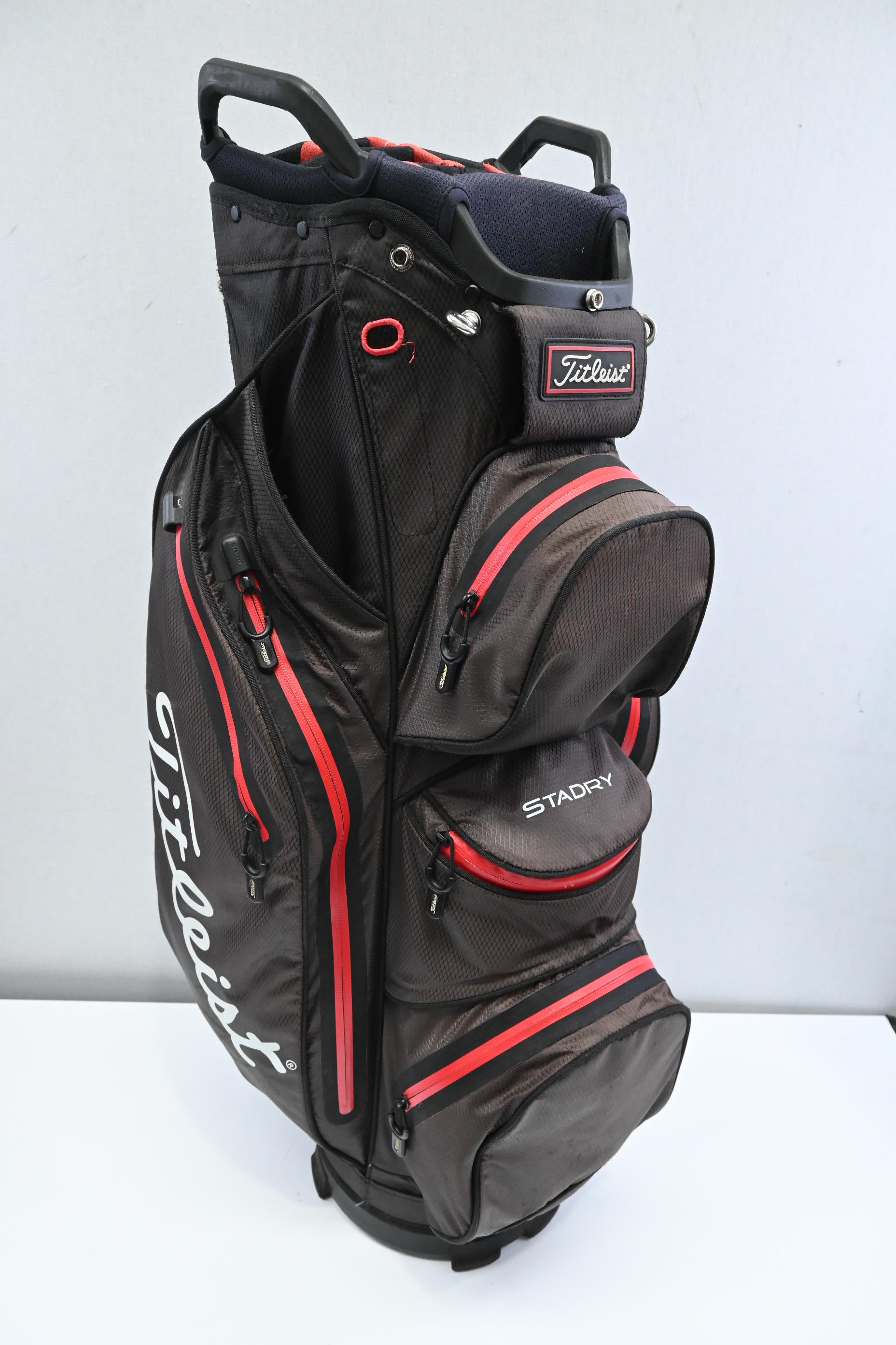 Titleist StaDry Cart Bag / 14-Way Divider / Brown, Red