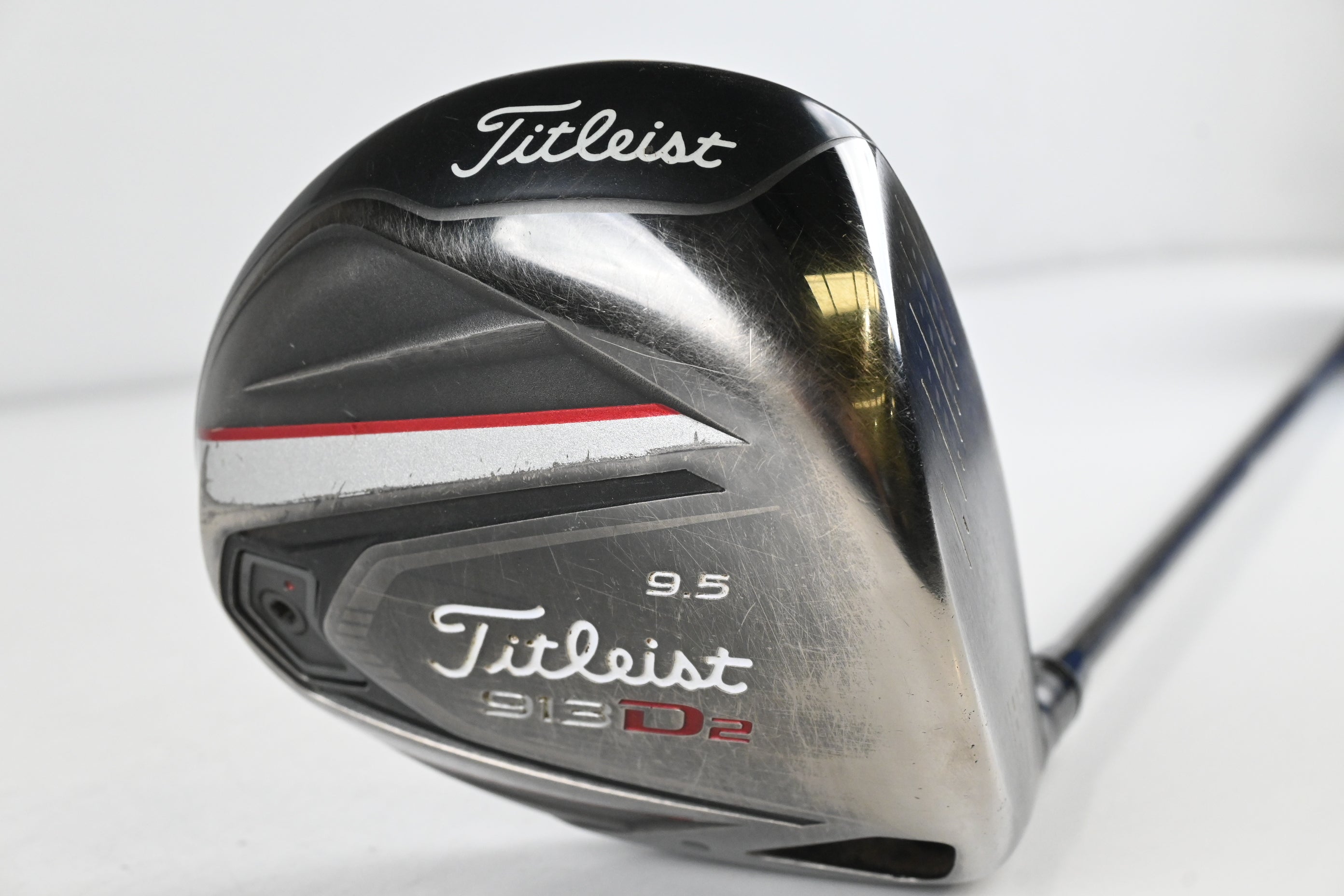 Titleist 913 D2 Driver / 9.5 Degree / Stiff Flex Aldila RIP Phenom 70 Shaft