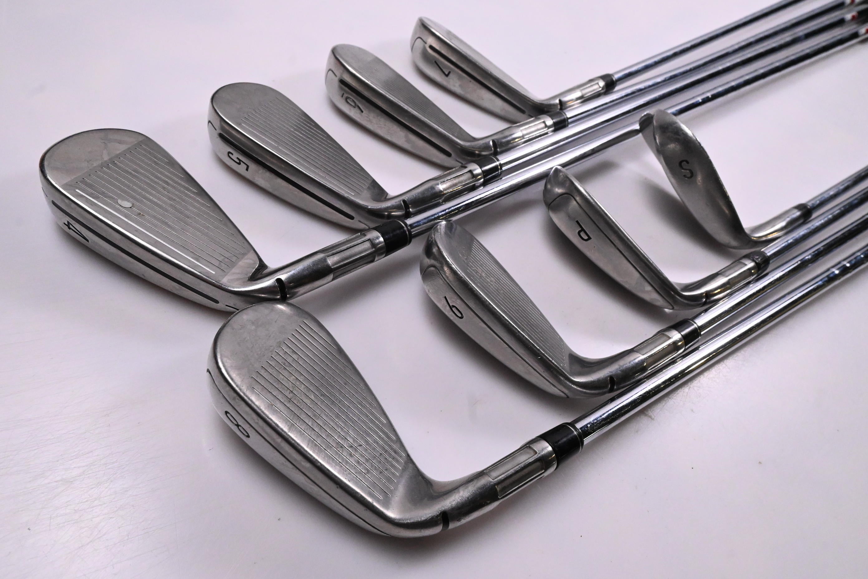 Taylormade M6 Irons / 4-PW+SW / Regular Flex KBS MAX 85 Shafts