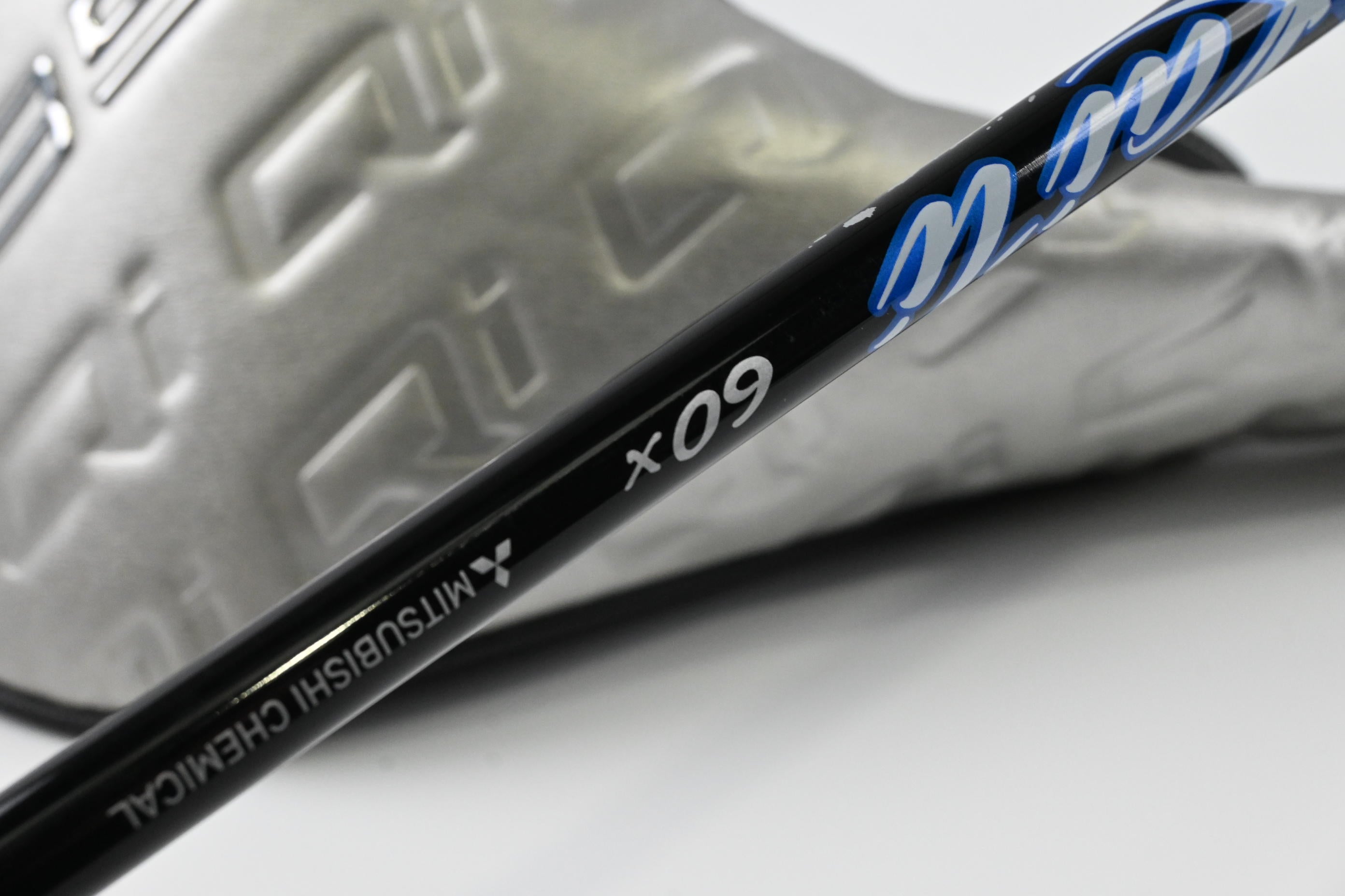 Left Hand Taylormade Qi35 Max Driver / 10.5 Degree / X-Flex Kai'li Blue 60