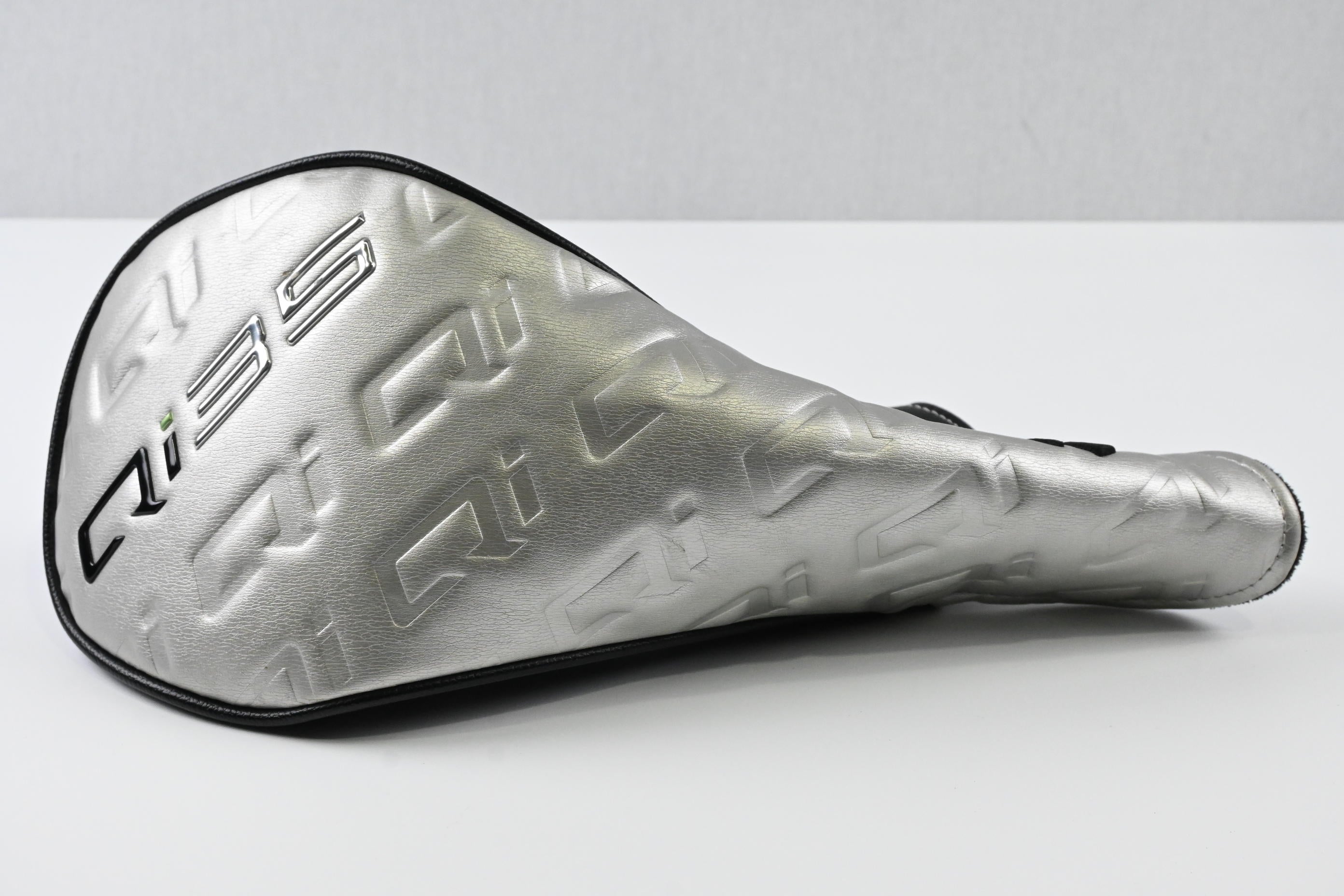 Left Hand Taylormade Qi35 Max Driver / 10.5 Degree / X-Flex Kai'li Blue 60