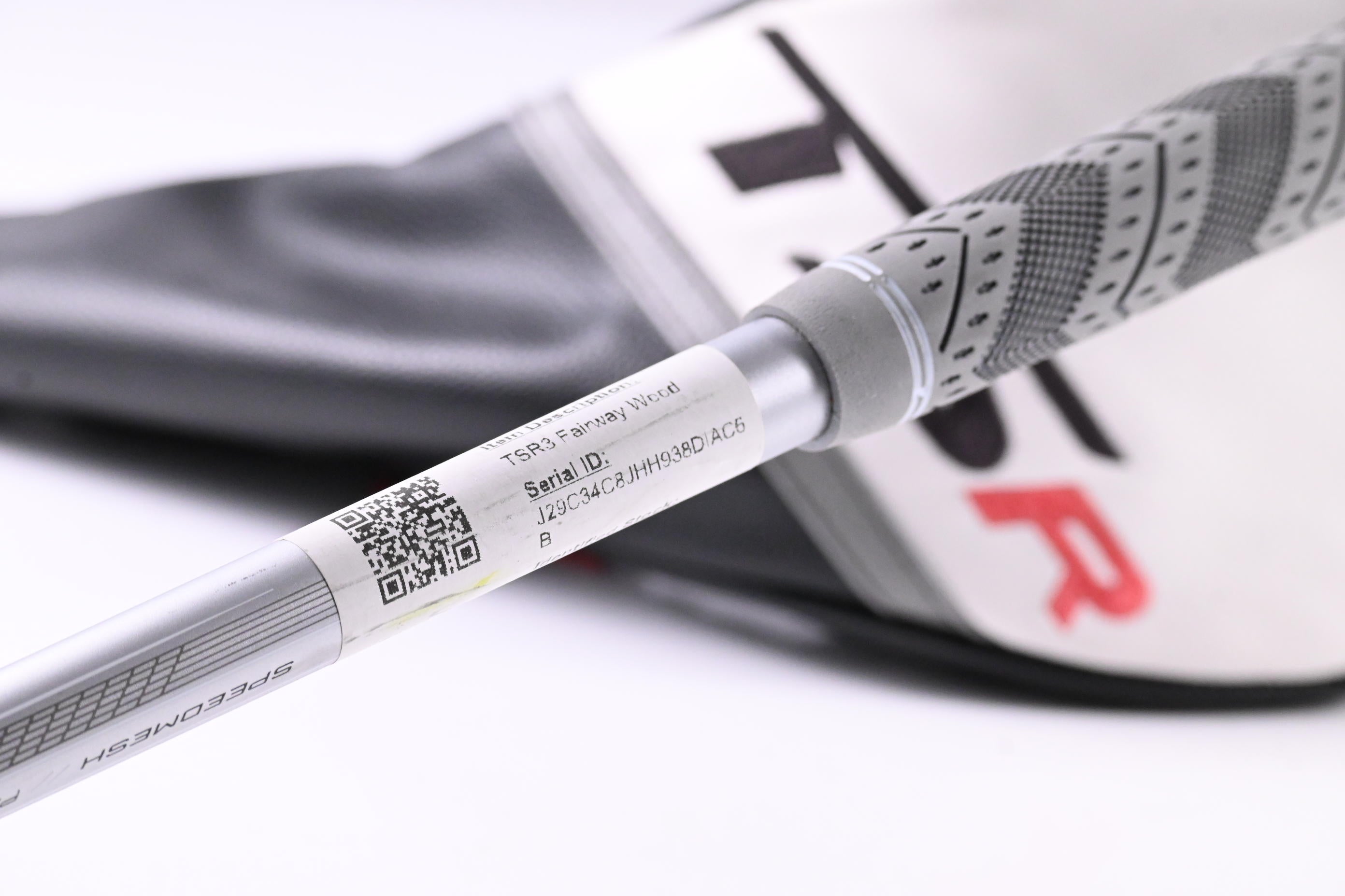 Titleist TSR3 #3 Wood / 15 Degree / Regular Flex MMT Speedmesh 40 Shaft
