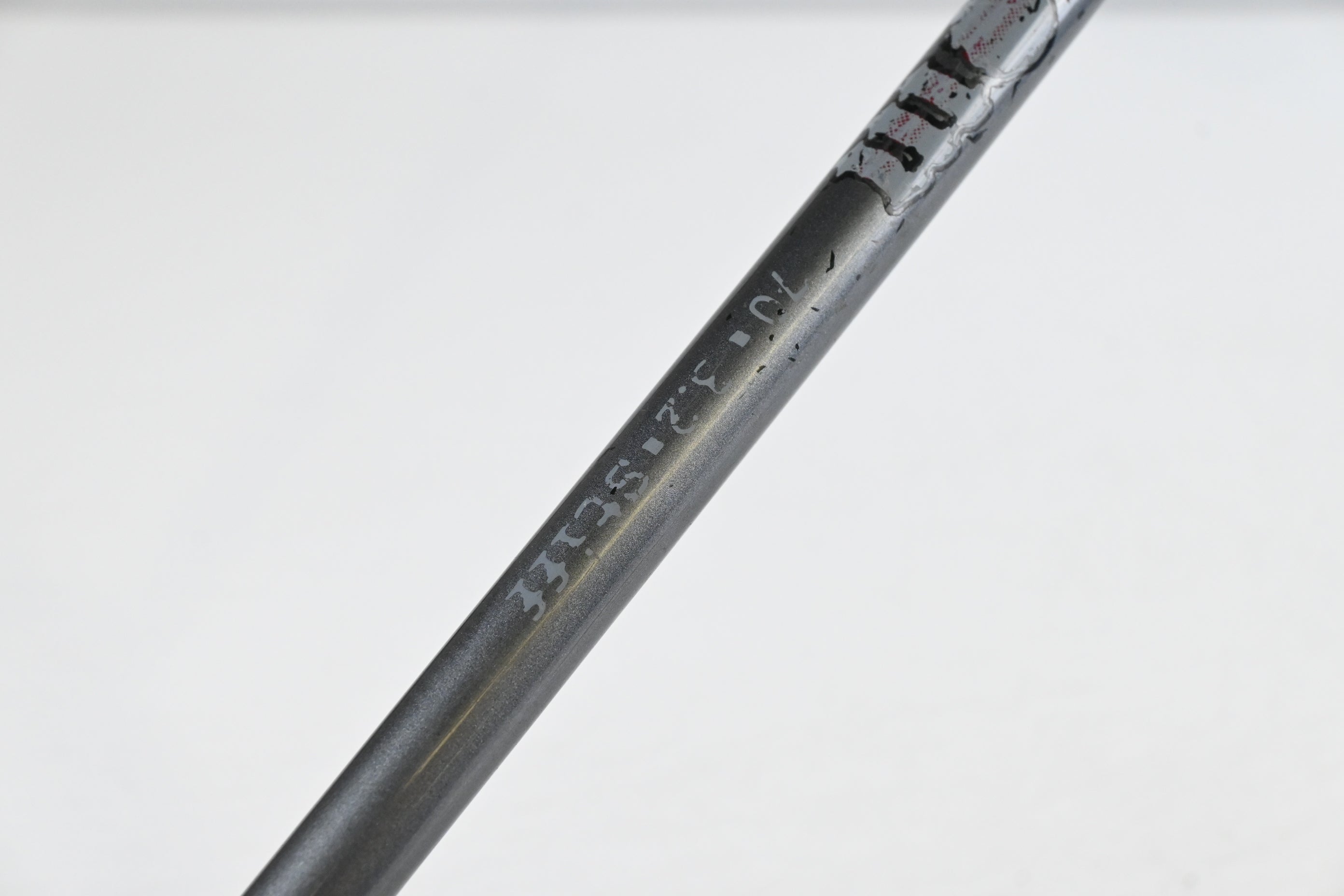 Titleist 913 D2 Driver / 9.5 Degree / Stiff Flex Aldila RIP Phenom 70 Shaft