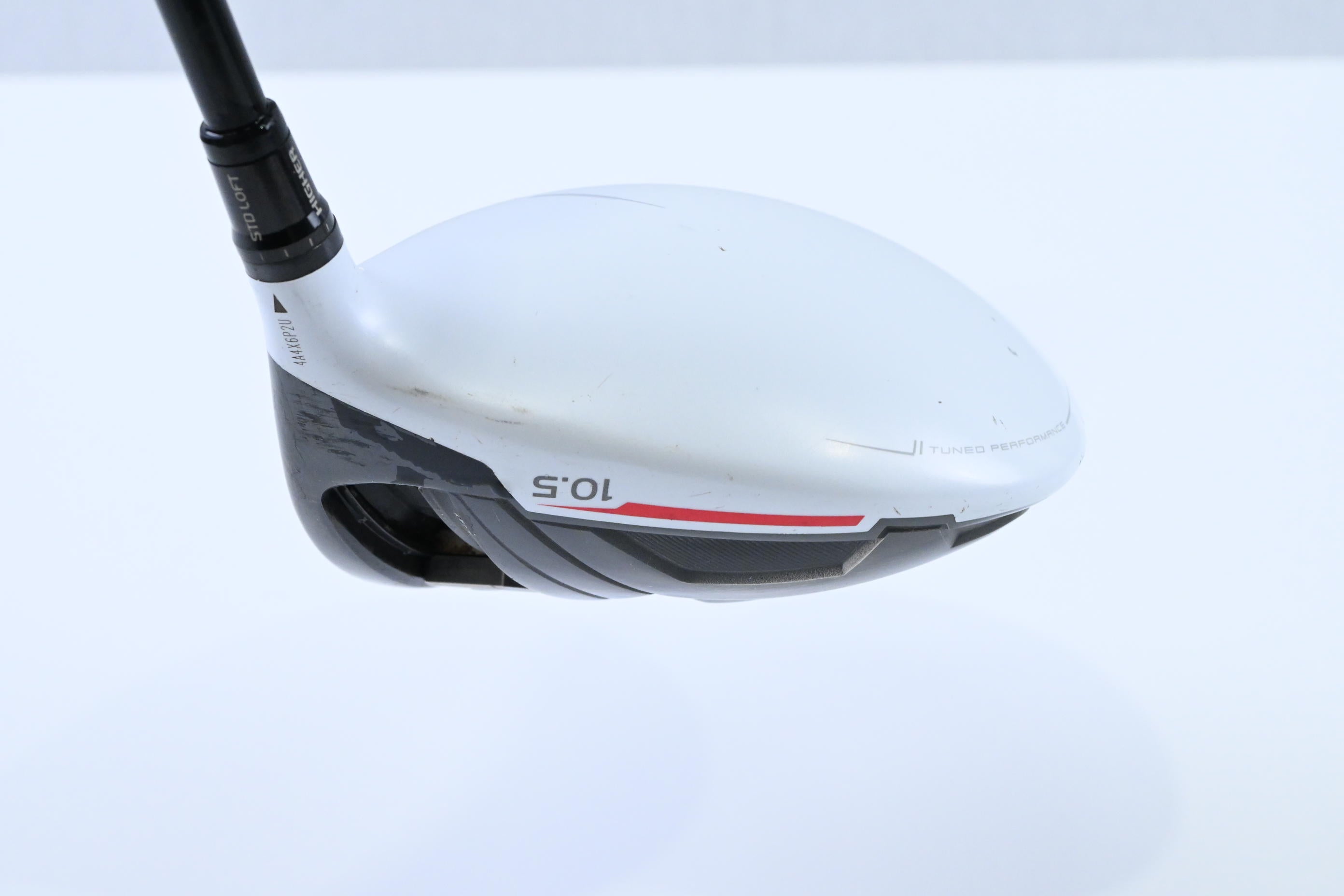 Taylormade R15 Driver / 10.5 Degree / X-Flex Kai'li White 60 Shaft