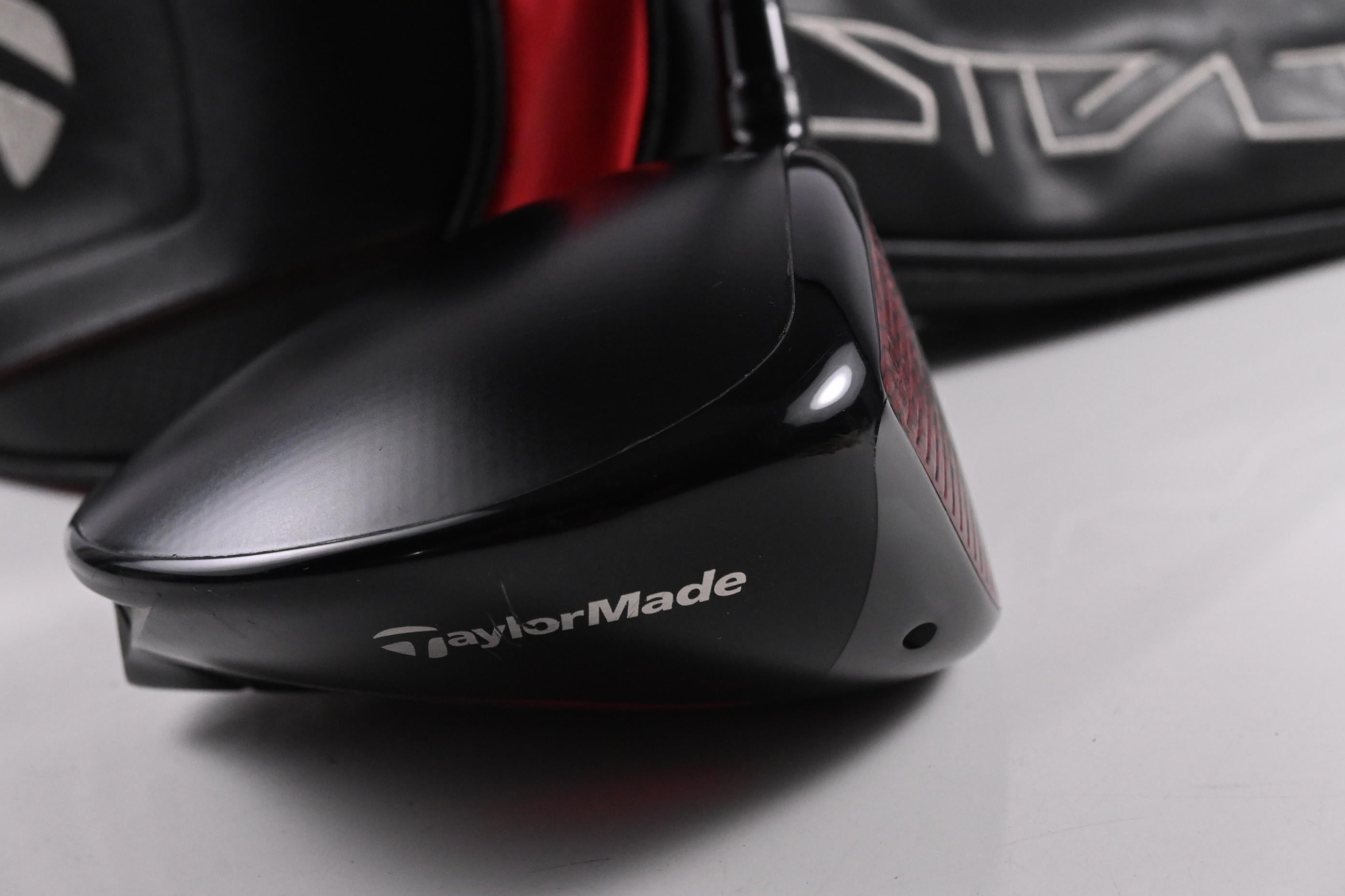Taylormade Stealth HD Driver / 10.5 Degree / Regular Flex Ventus Red 5 Shaft
