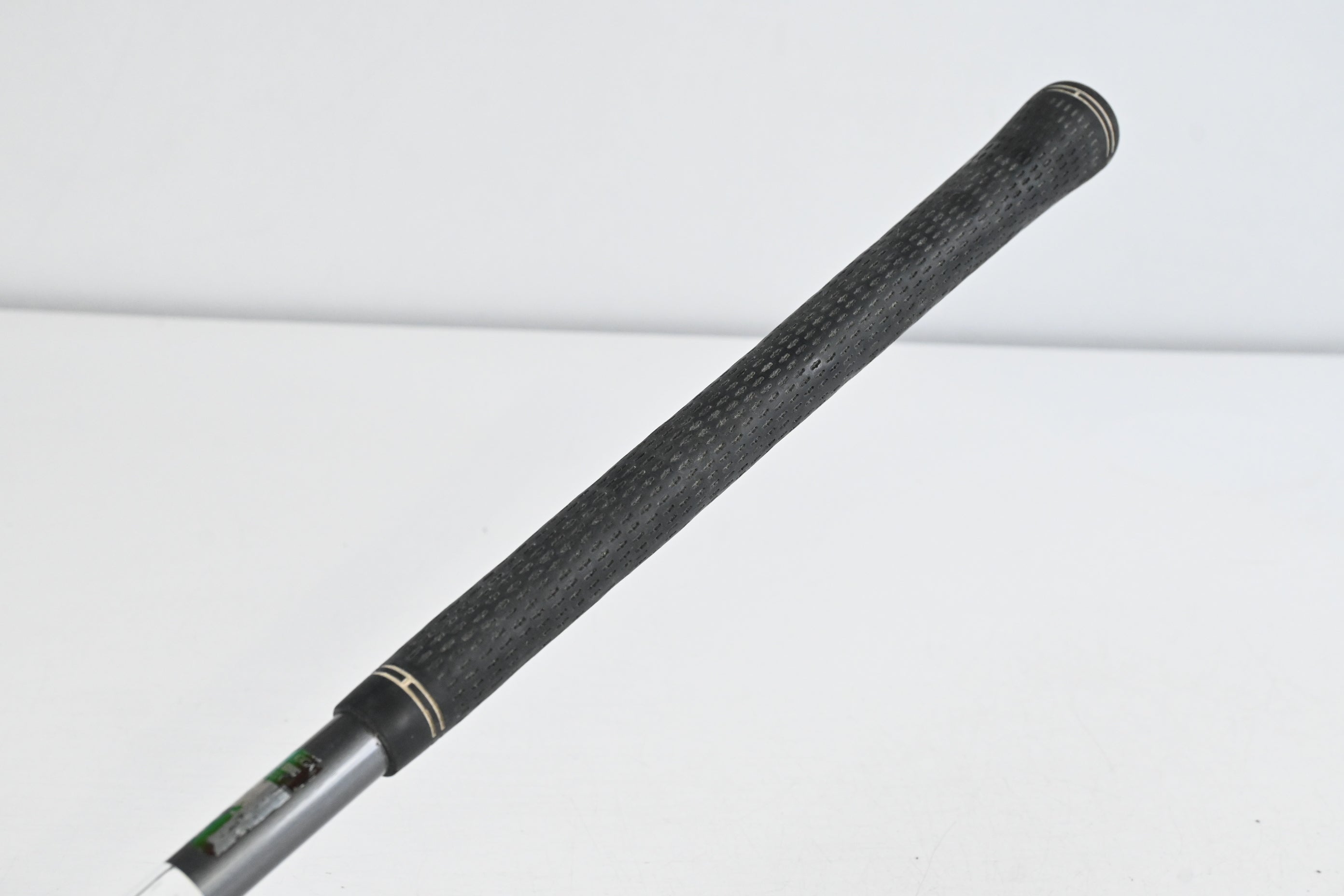 Titleist 913 D2 Driver / 9.5 Degree / Stiff Flex Aldila RIP Phenom 70 Shaft