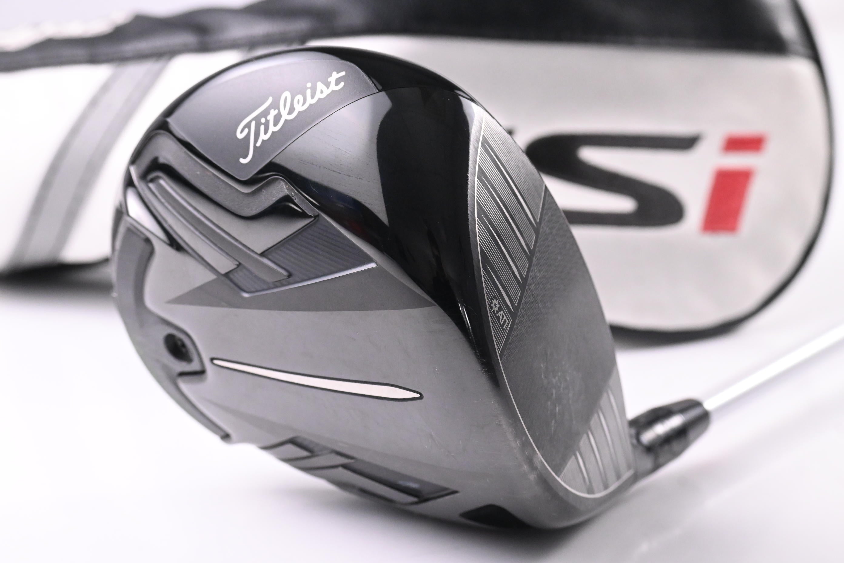 Titleist TSi3 Driver / 10 Degree / Regular Flex Aldila Ascent 40 Shaft